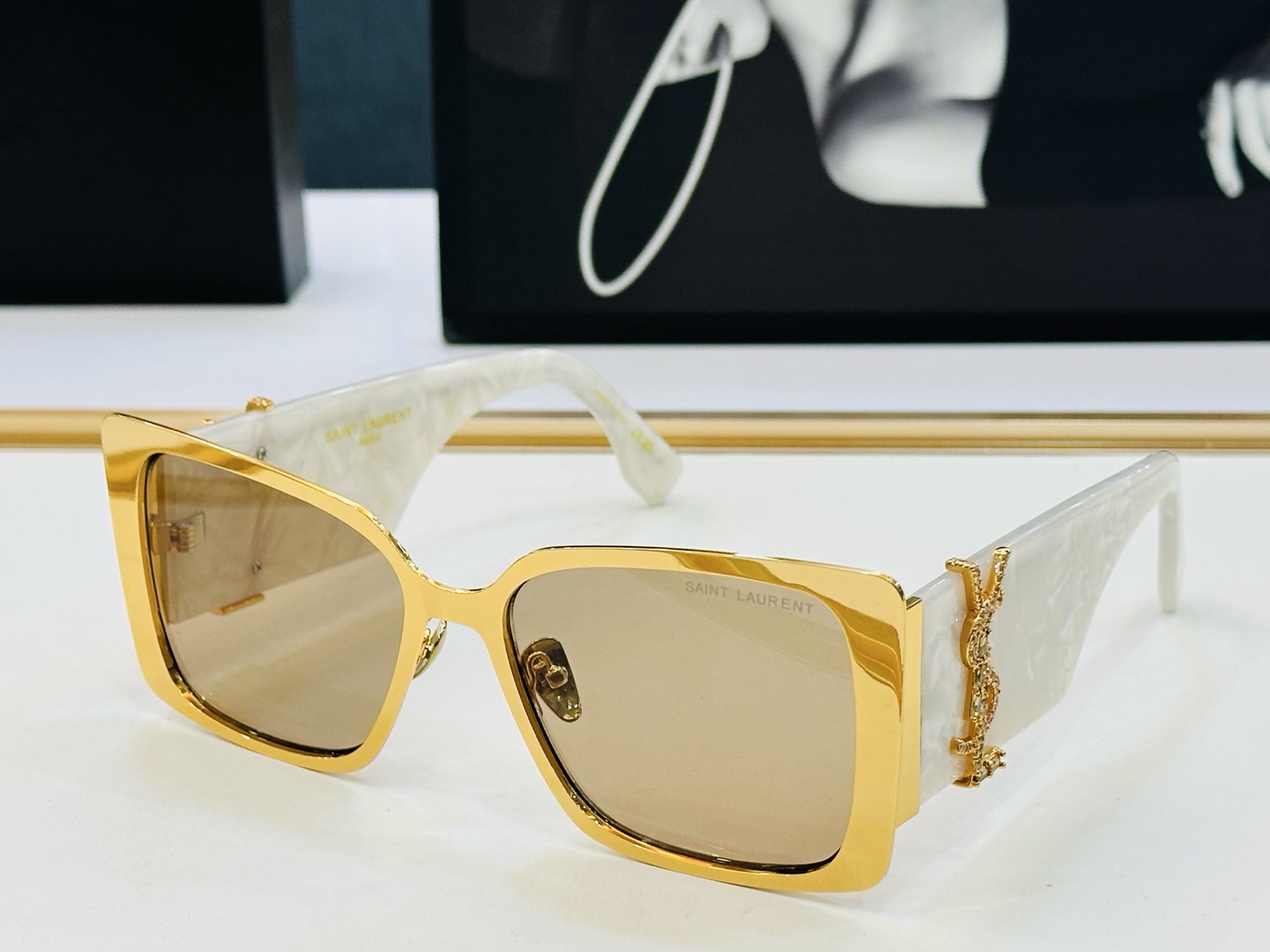 网红爆款 圣罗兰💫SL M1719L 💫Size：60口18-145 板材框设计 K俏皮甜美质感超好