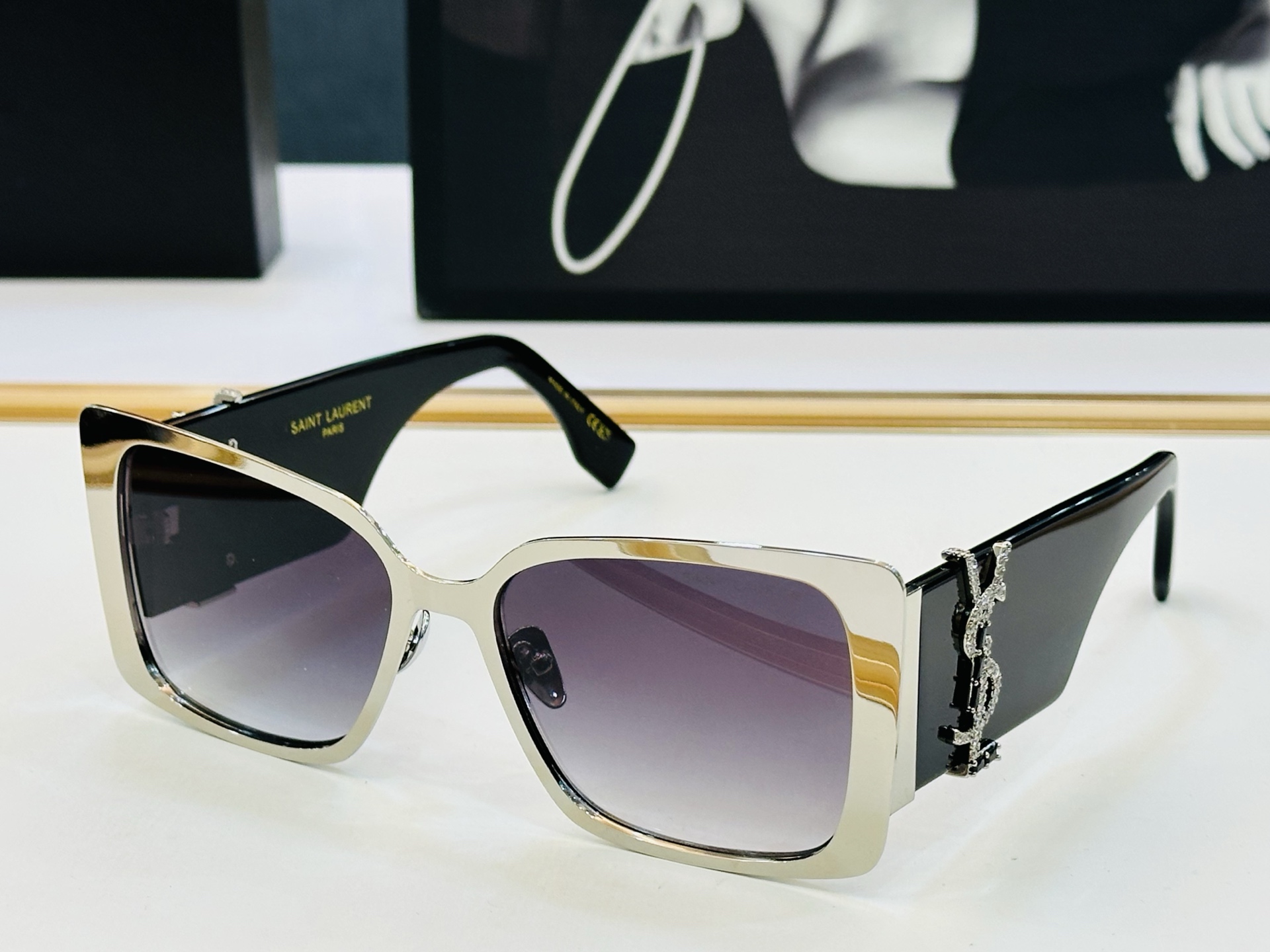 网红爆款 圣罗兰💫SL M1719L 💫Size：60口18-145 板材框设计 K俏皮甜美质感超好