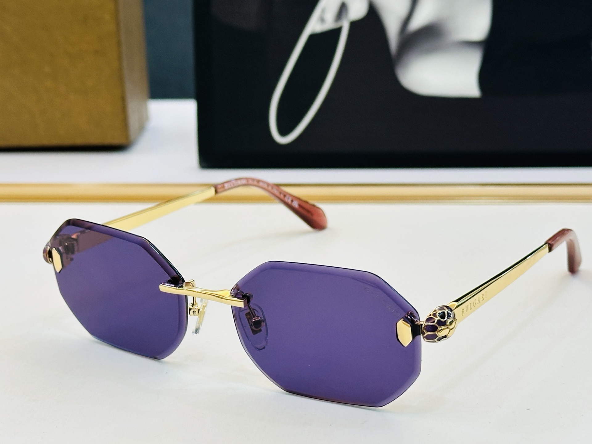 🆕款 官网同售 宝格家 BV40105 👍 Size ：57口16-140 绝对要买😎品质非常完美 C出