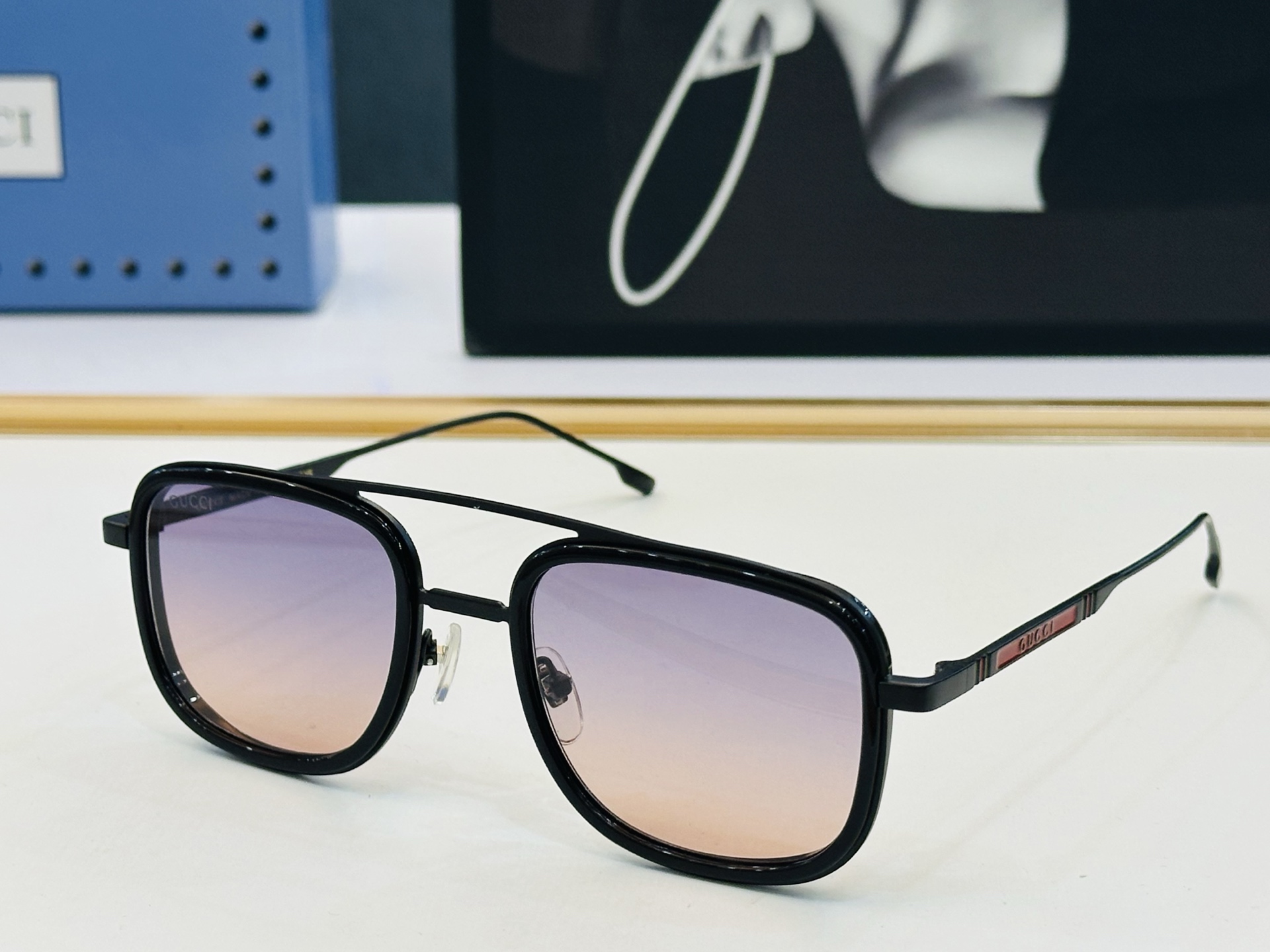 GUCC* 古家 GG1647 🐝🐝系列 Size：52口21-140 🍁🍁 J超绝品质太阳镜 。