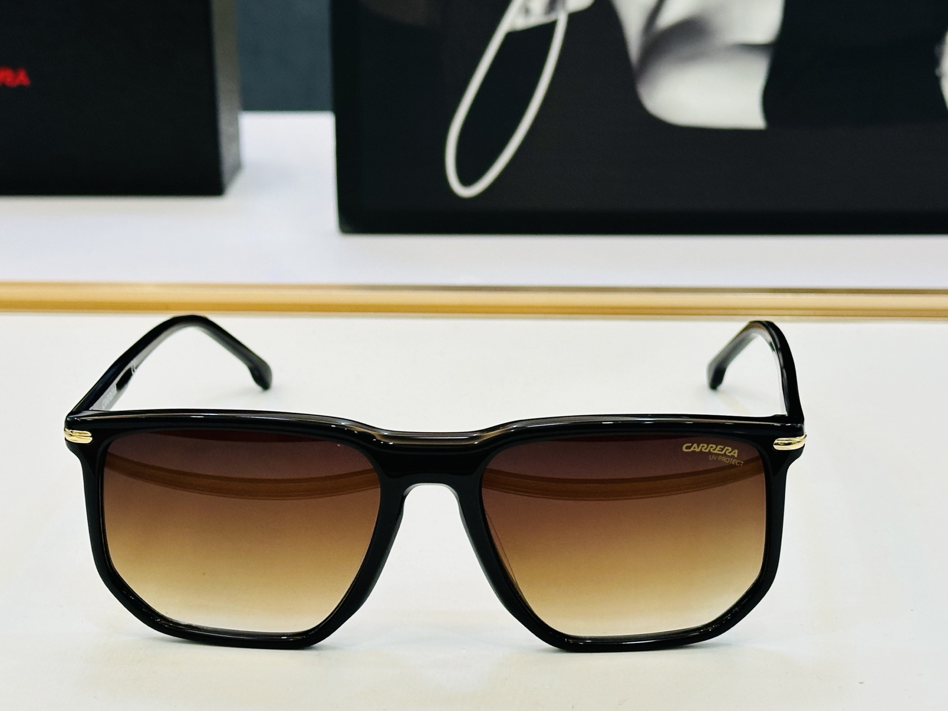 卡雷拉 CARRER* MODEL: 329/S Size：57口18-145 🐲🐲超轻材质 。L上脸超