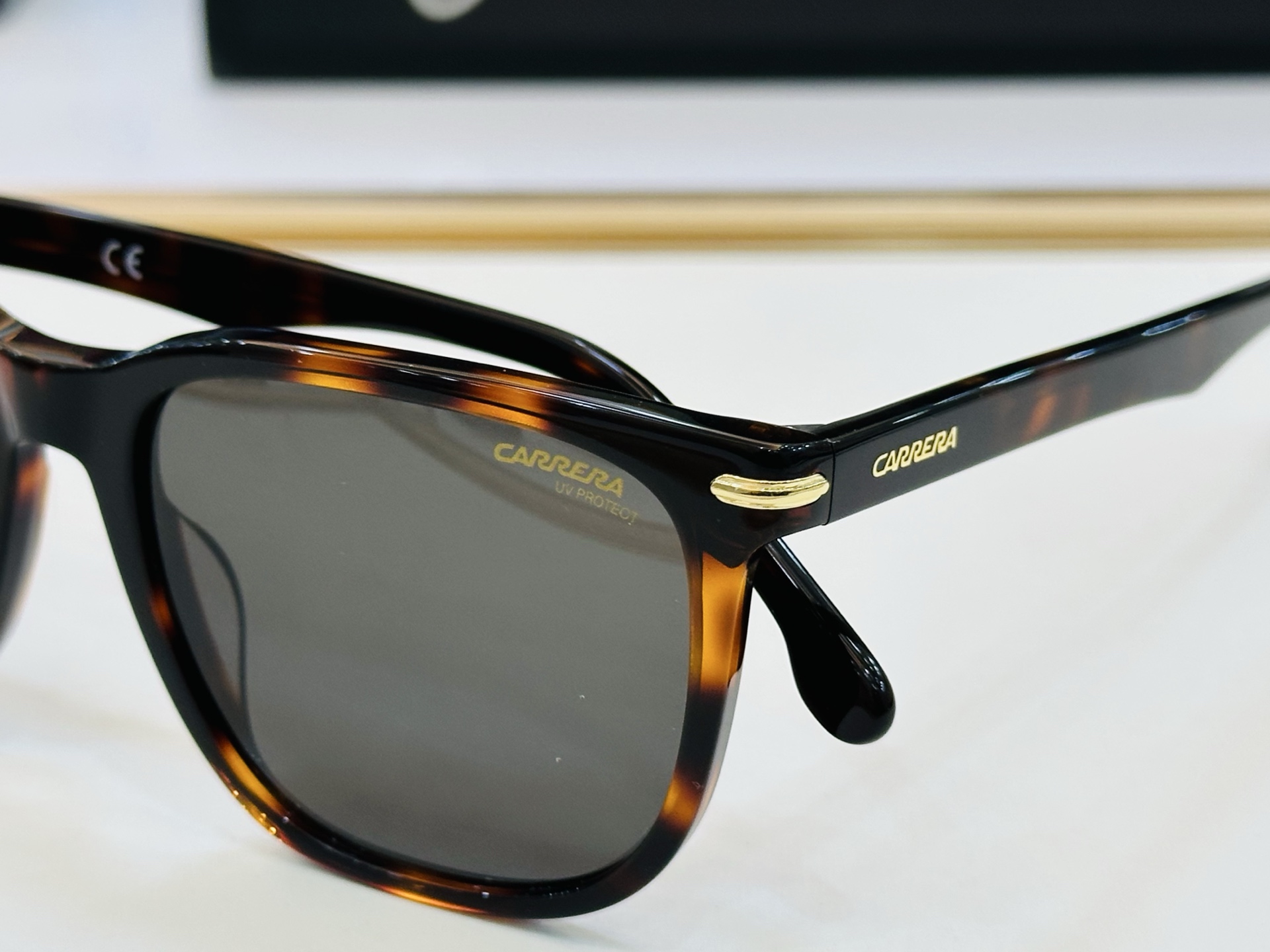 卡雷拉 CARRER* MODEL: 300/S Size：54口18-145 🐲🐲超轻材质 。L上脸超