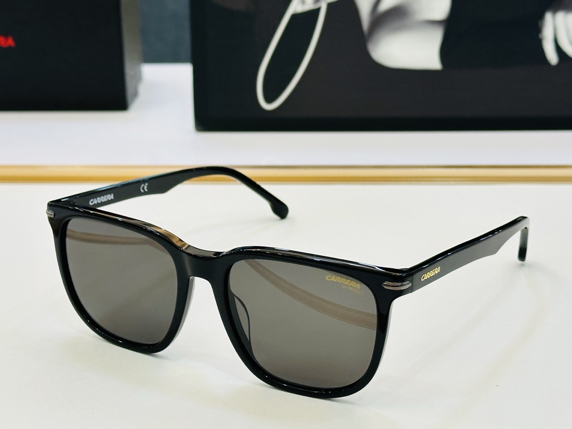 卡雷拉 CARRER* MODEL: 300/S Size：54口18-145 🐲🐲超轻材质 。L上脸超