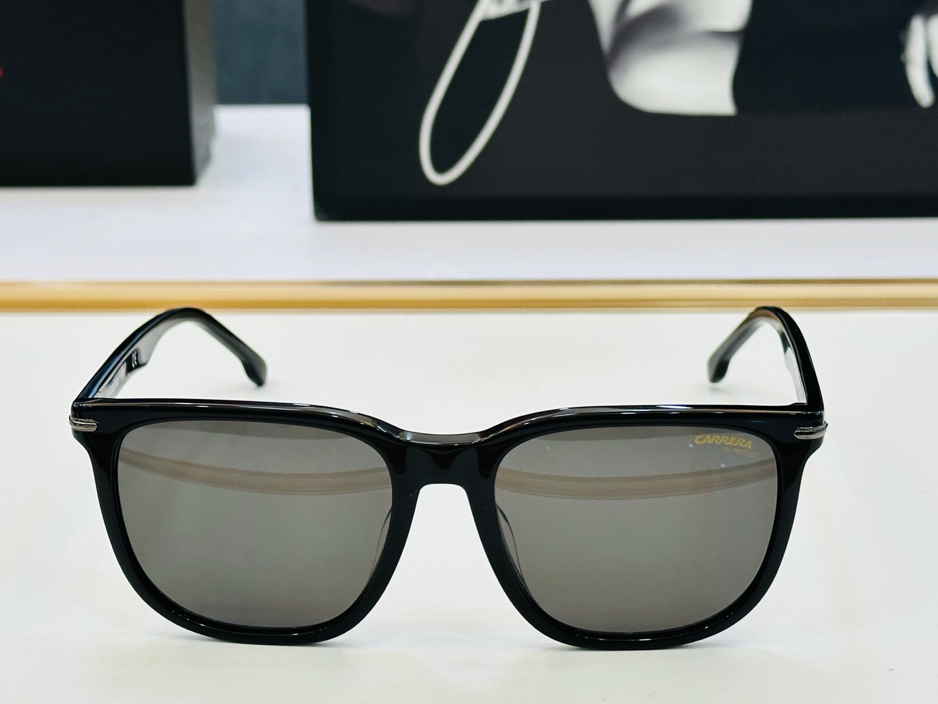 卡雷拉 CARRER* MODEL: 300/S Size：54口18-145 🐲🐲超轻材质 。L上脸超