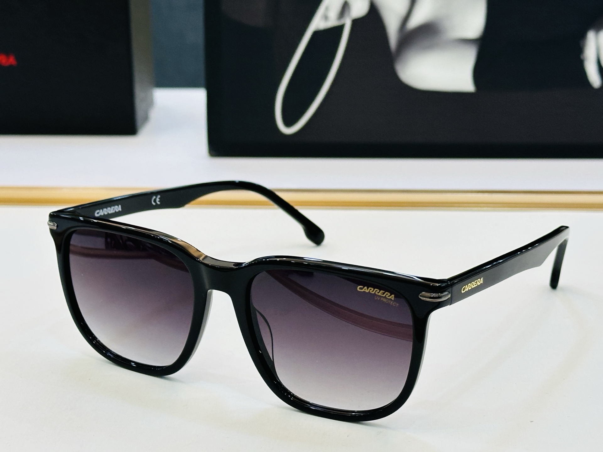 卡雷拉 CARRER* MODEL: 300/S Size：54口18-145 🐲🐲超轻材质 。L上脸超