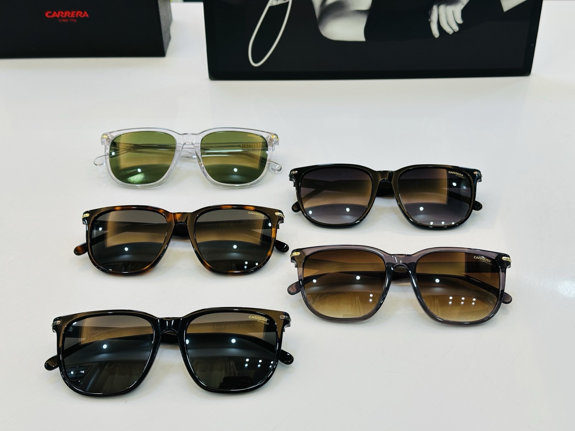 卡雷拉 CARRER* MODEL: 300/S Size：54口18-145 🐲🐲超轻材质 。L上脸超