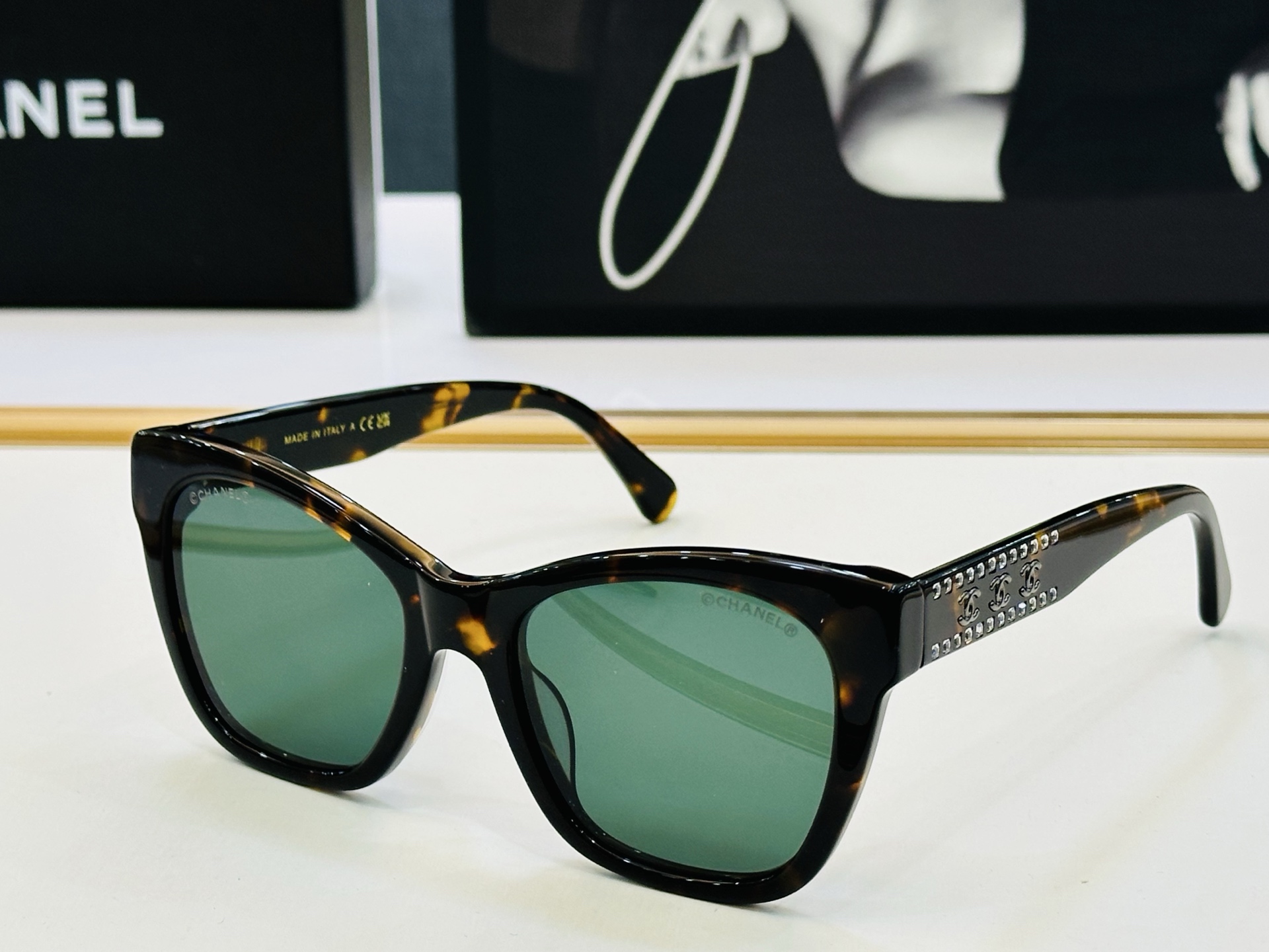 CHANE*香家 CH9162B SIZE：54口20-140 潮流爆款 太阳镜 😍😍高品质 佩戴舒适 