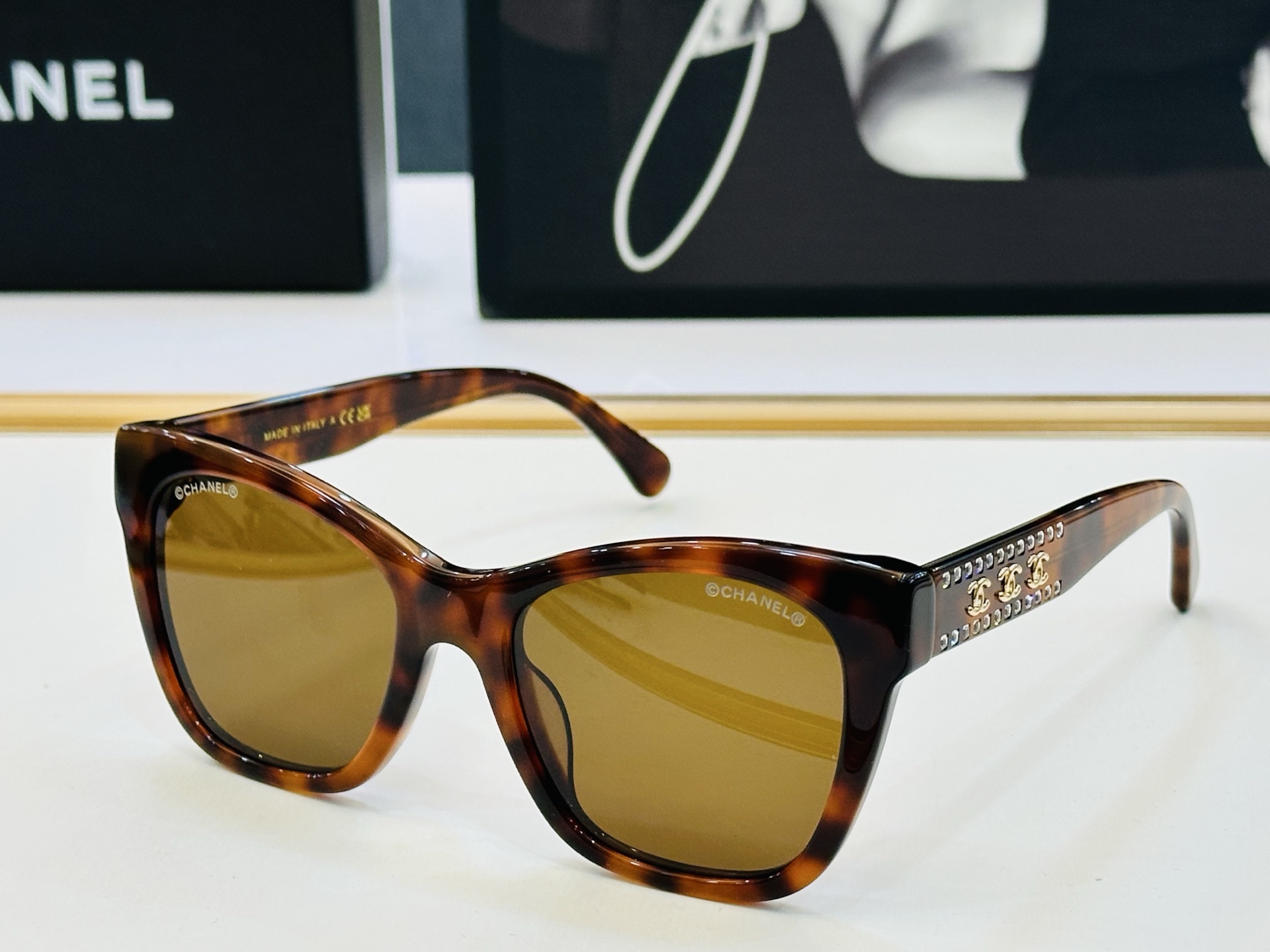 CHANE*香家 CH9162B SIZE：54口20-140 潮流爆款 太阳镜 😍😍高品质 佩戴舒适 