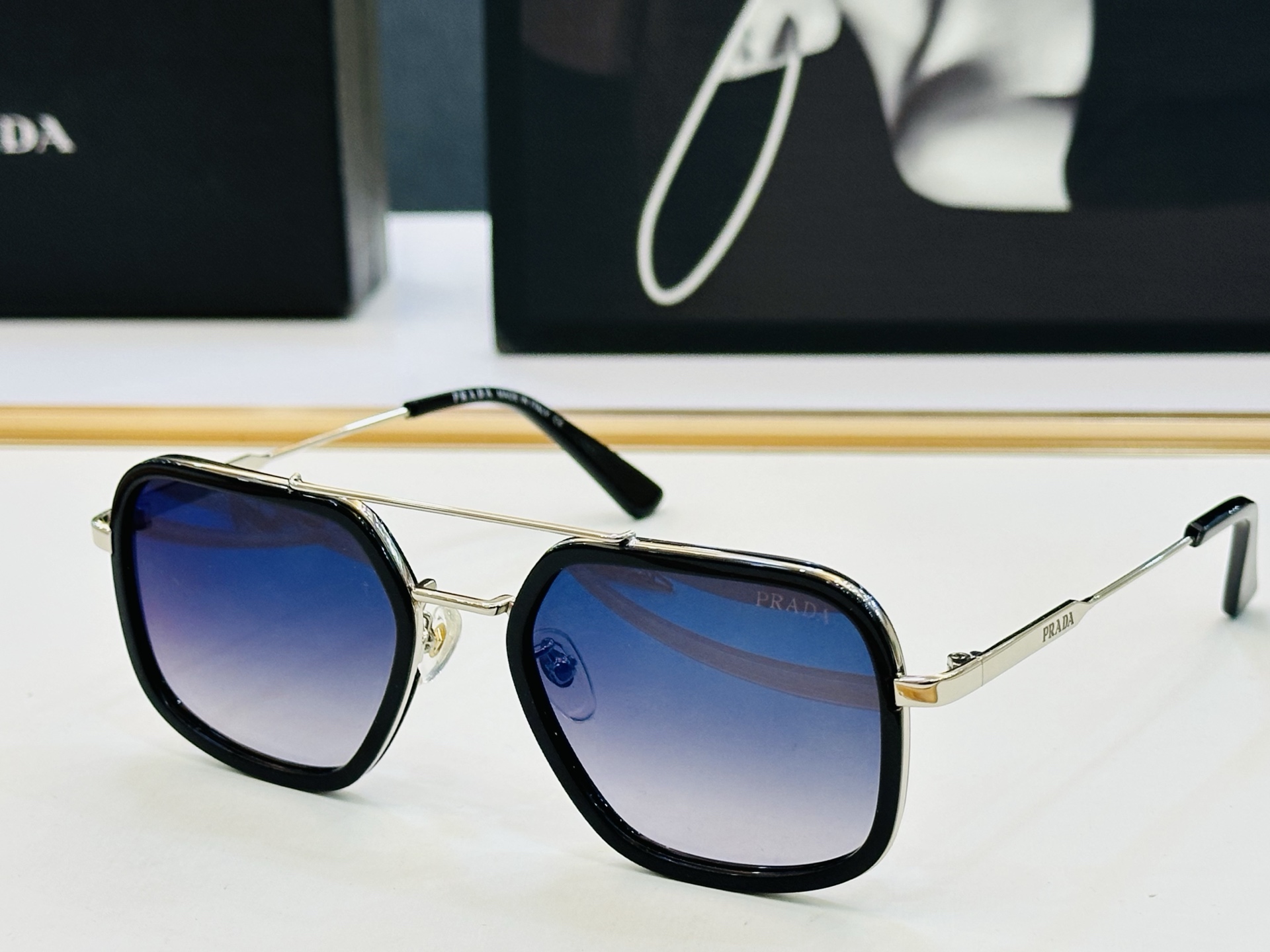 🔺PRAD*🔻普家 PR57XS Size：54口20-140 眼镜系列堪称精湛制作 彰显独特个性 C最