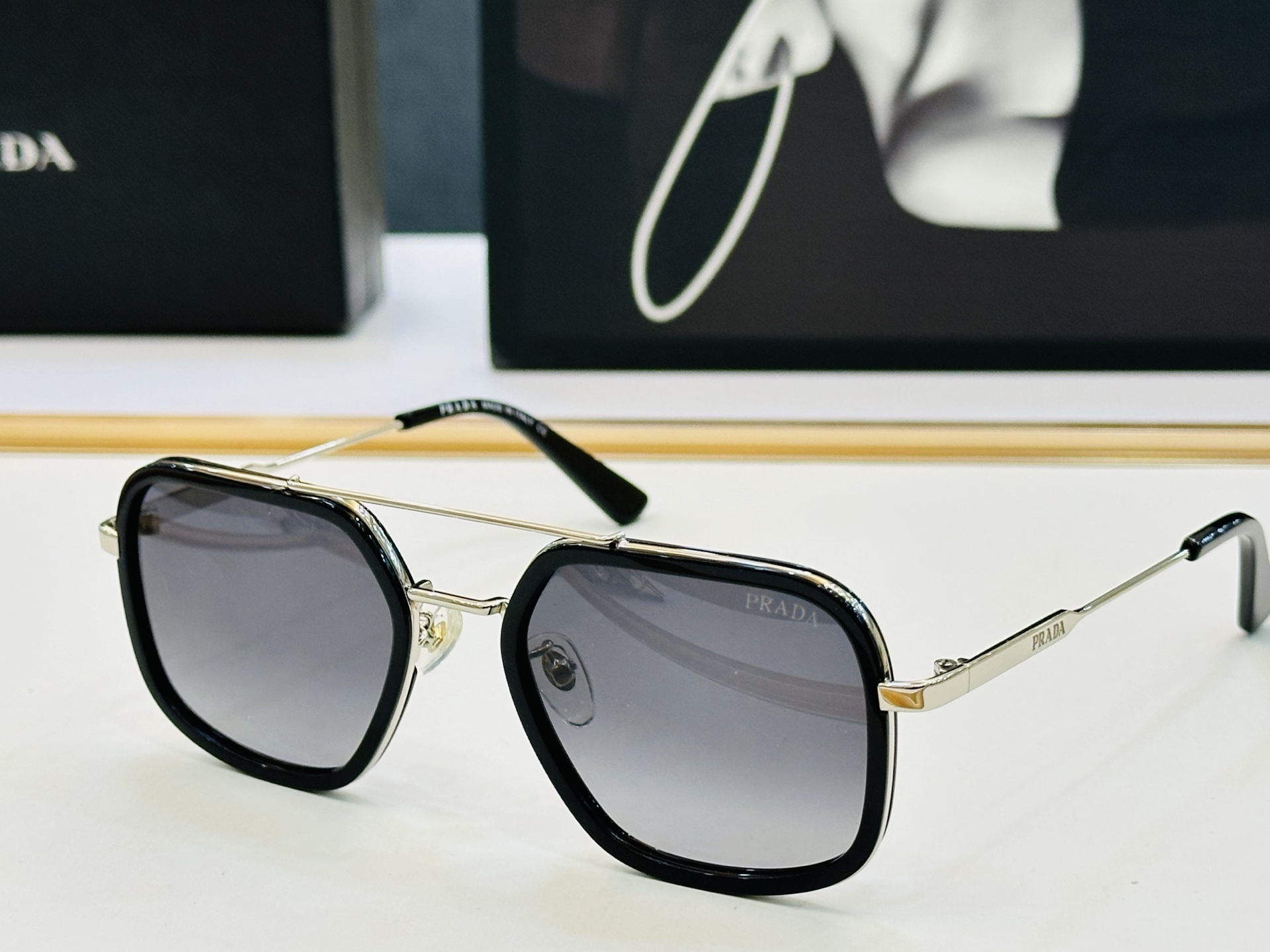 🔺PRAD*🔻普家 PR57XS Size：54口20-140 眼镜系列堪称精湛制作 彰显独特个性 C最