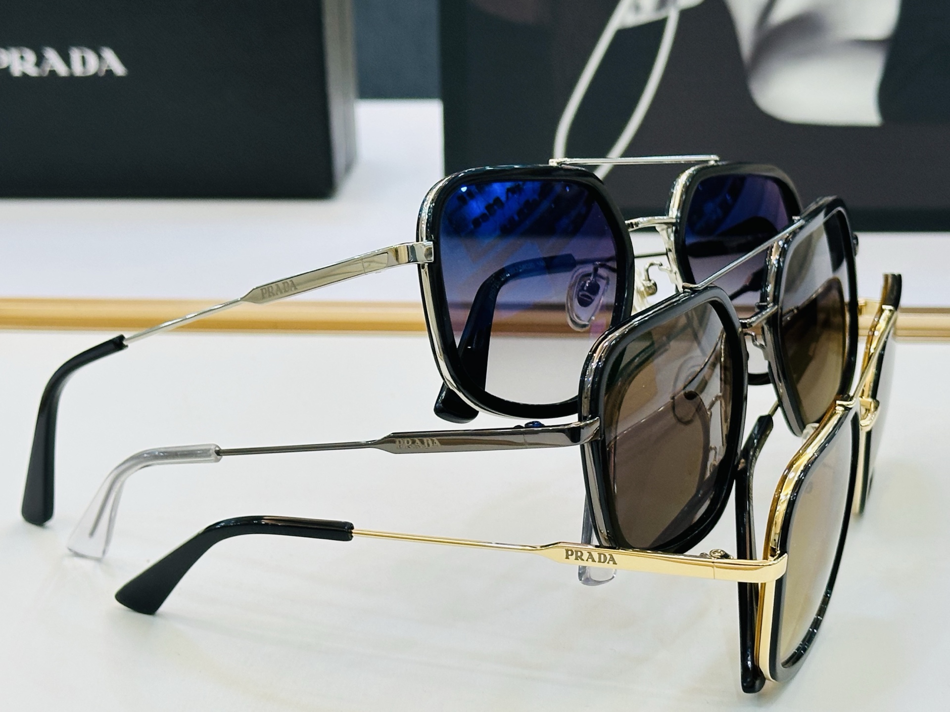 🔺PRAD*🔻普家 PR57XS Size：54口20-140 眼镜系列堪称精湛制作 彰显独特个性 C最