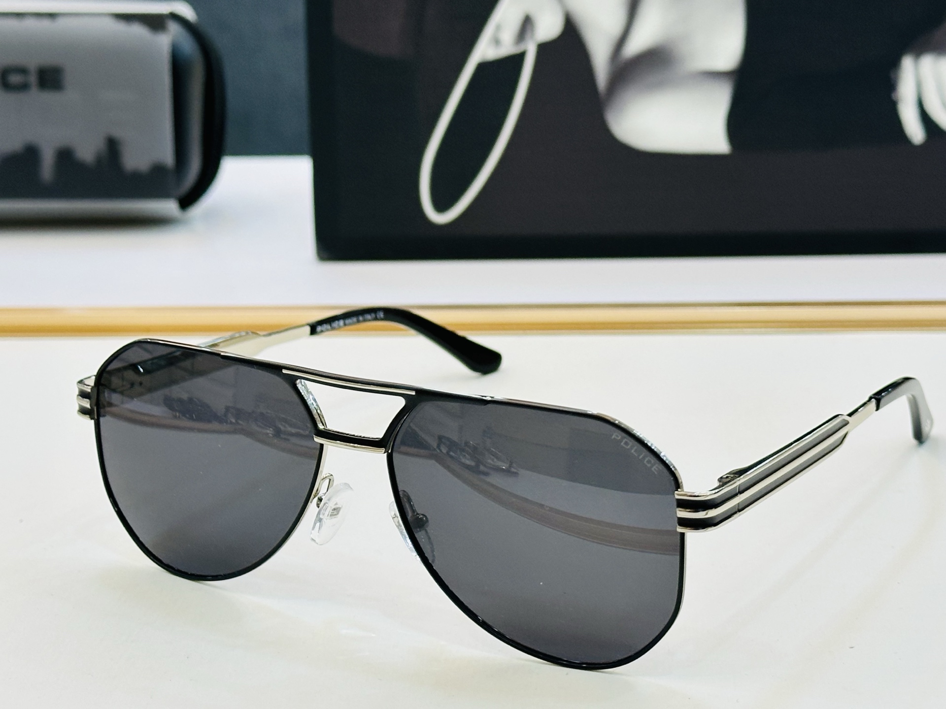 🆕警察 POLICE SPL102 最新款 Size：58口16-145 💫💫时尚舒适 💍yue超轻