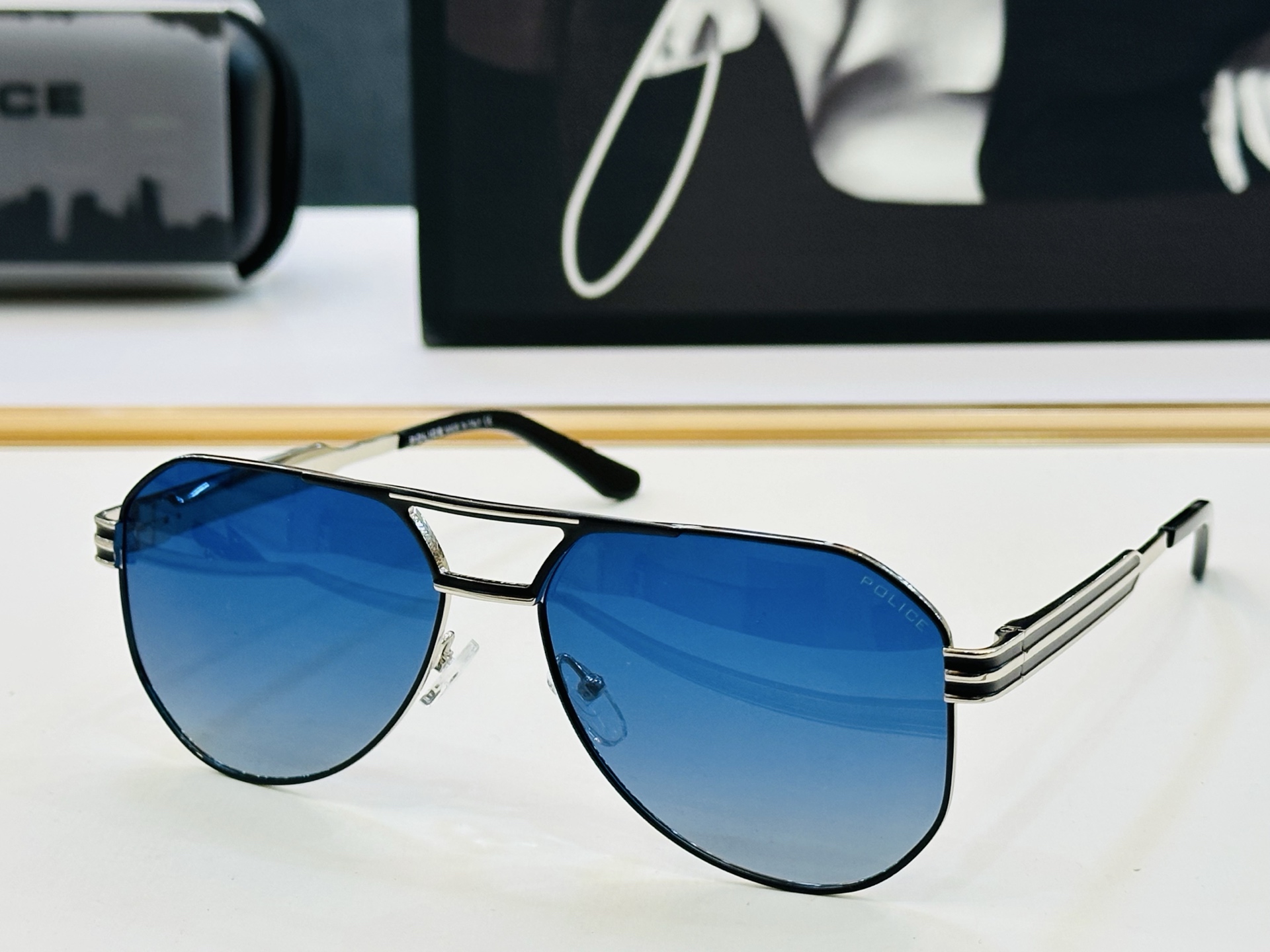 🆕警察 POLICE SPL102 最新款 Size：58口16-145 💫💫时尚舒适 💍yue超轻