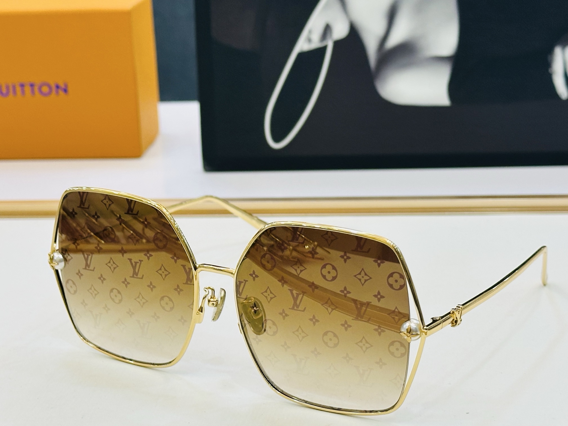 路易家 🎩MG2369 Size：52口16-140 充满活力的 展现独特个性🌟展现大气的你 FD高品质