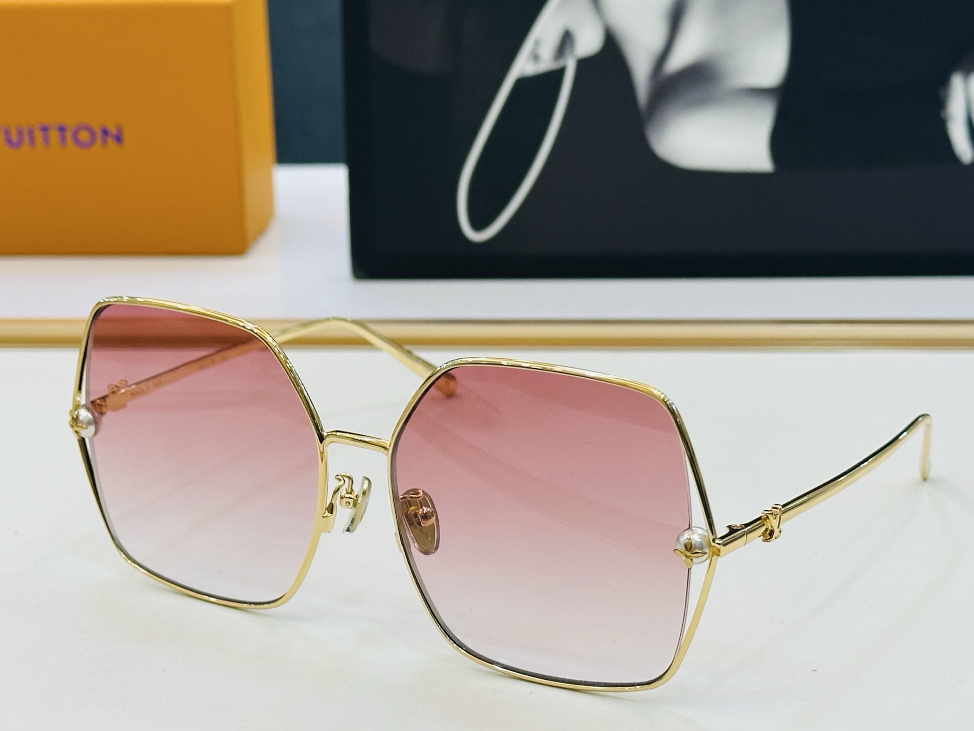 路易家 🎩MG2369 Size：52口16-140 充满活力的 展现独特个性🌟展现大气的你 FD高品质