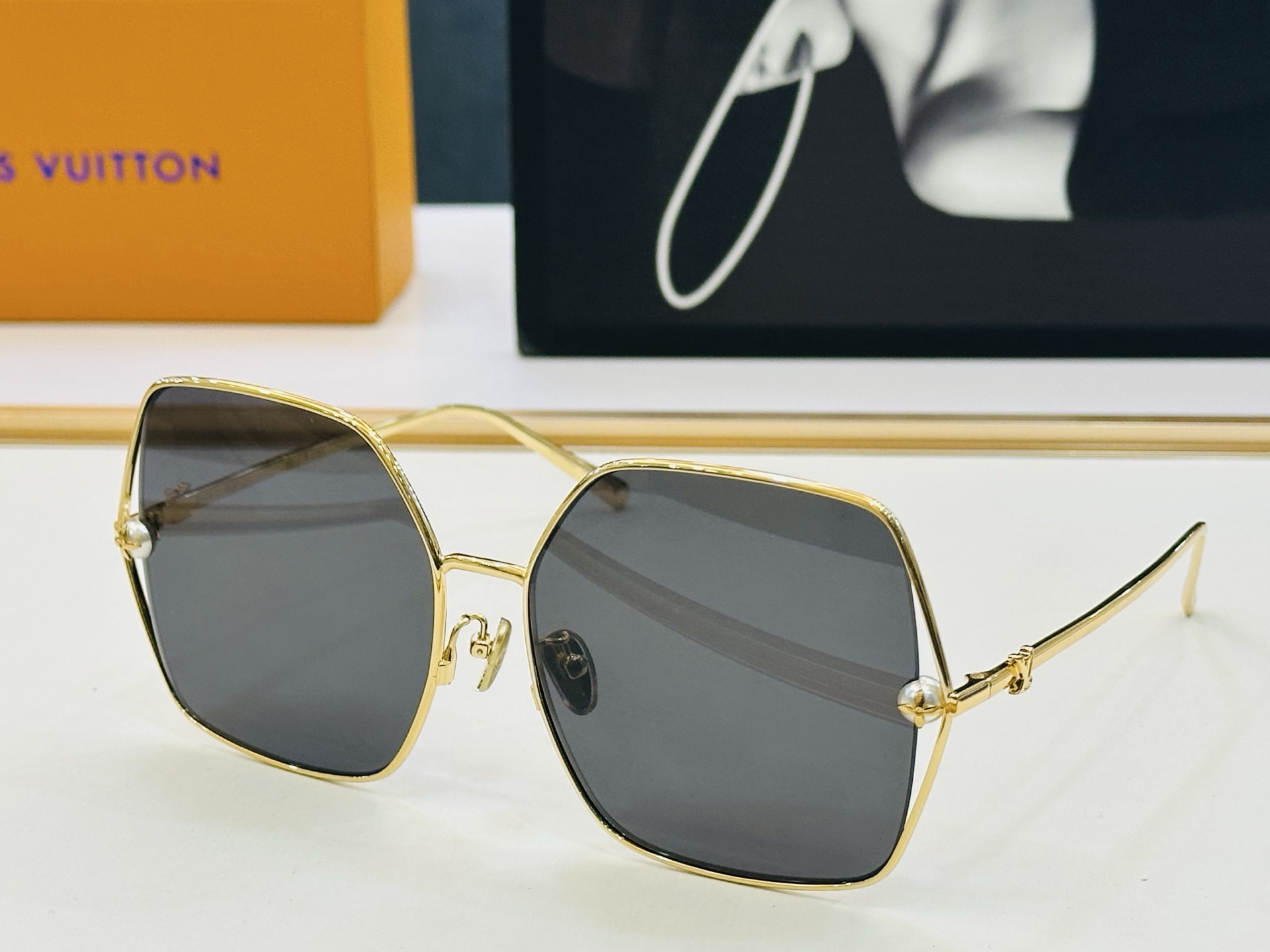 路易家 🎩MG2369 Size：52口16-140 充满活力的 展现独特个性🌟展现大气的你 FD高品质