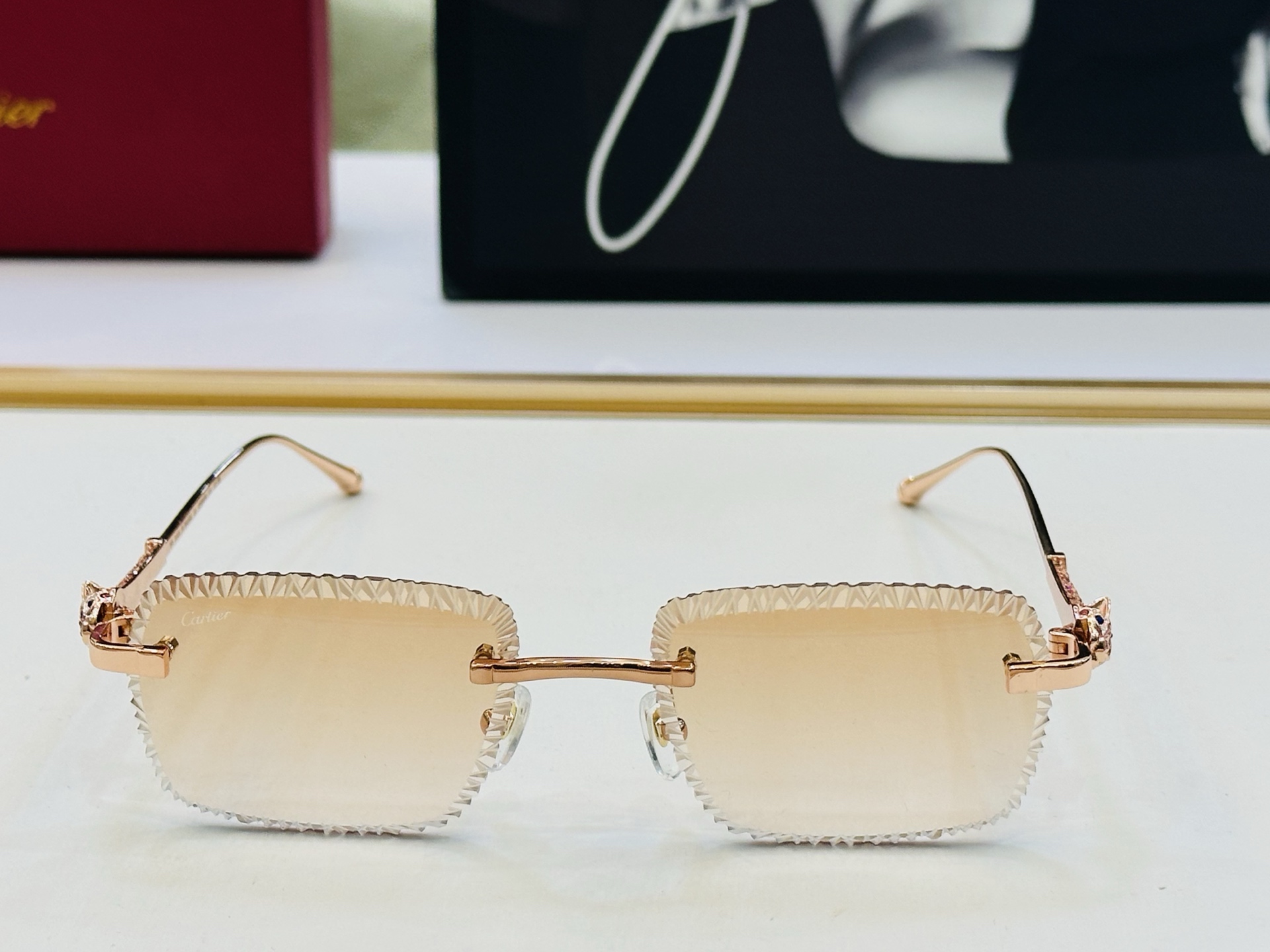 Cartie* 卡家 CT01841 太阳镜 Size：56口18-145 工艺精湛气质十足！bm男女同