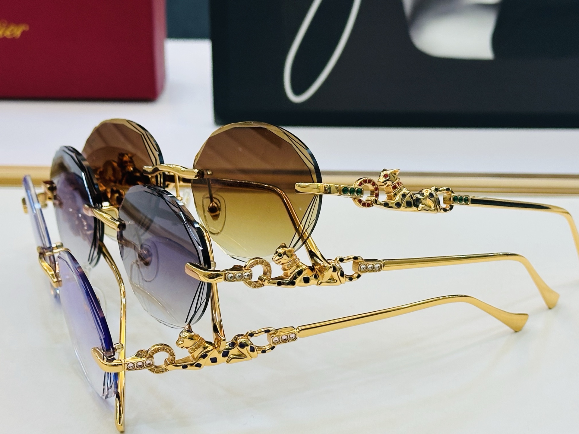 Cartie* 卡家 CT01820 太阳镜 Size：57口17-145 工艺精湛气质十足！bm男女同