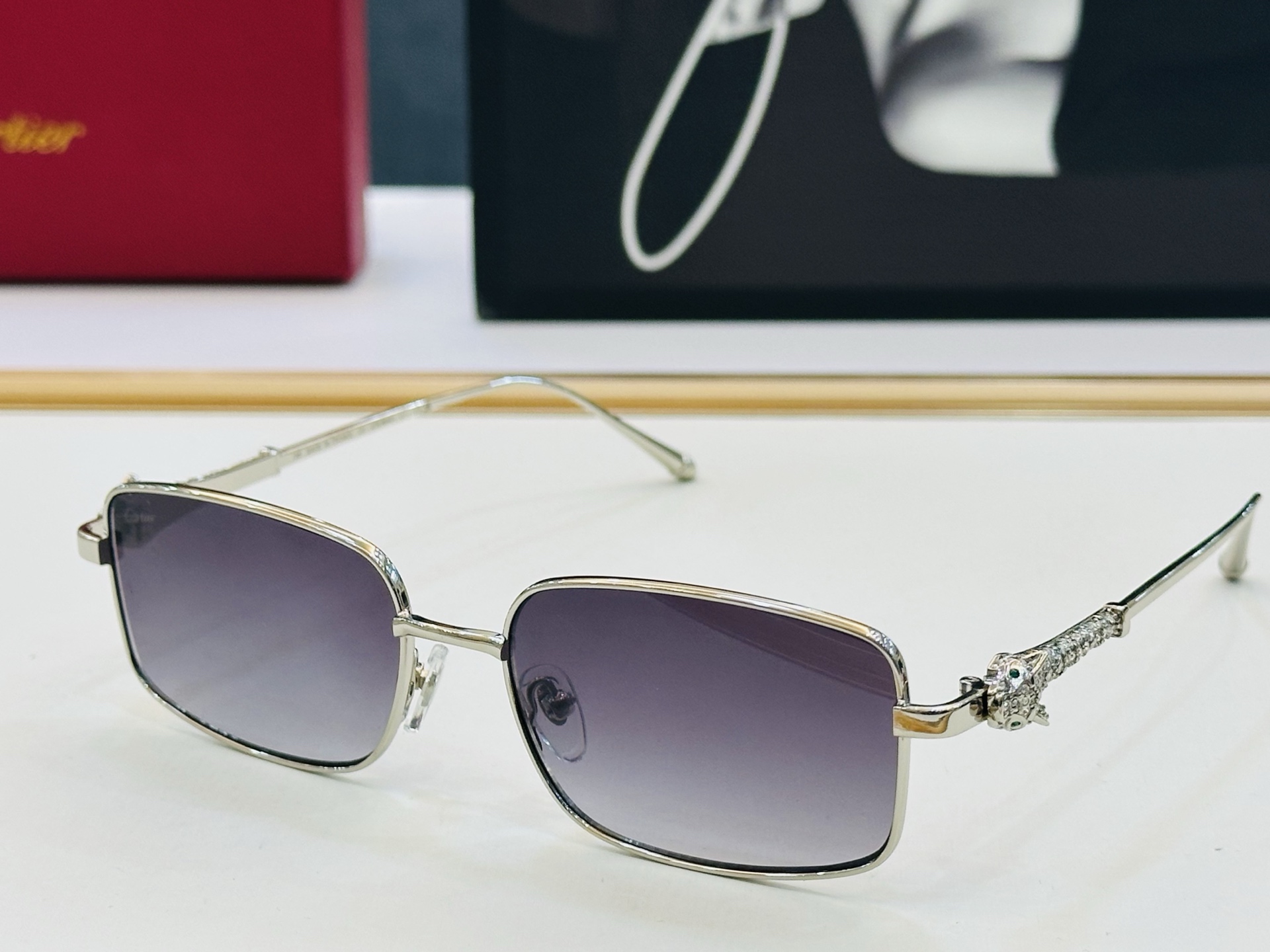 Cartie* 卡家 CT01844 太阳镜 Size：56口17-145 工艺精湛气质十足！bm男女同