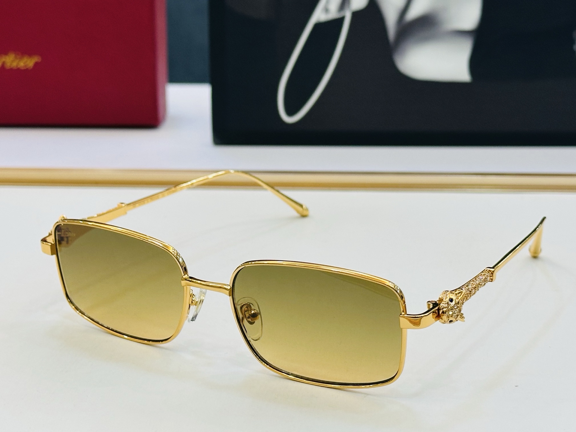 Cartie* 卡家 CT01844 太阳镜 Size：56口17-145 工艺精湛气质十足！bm男女同