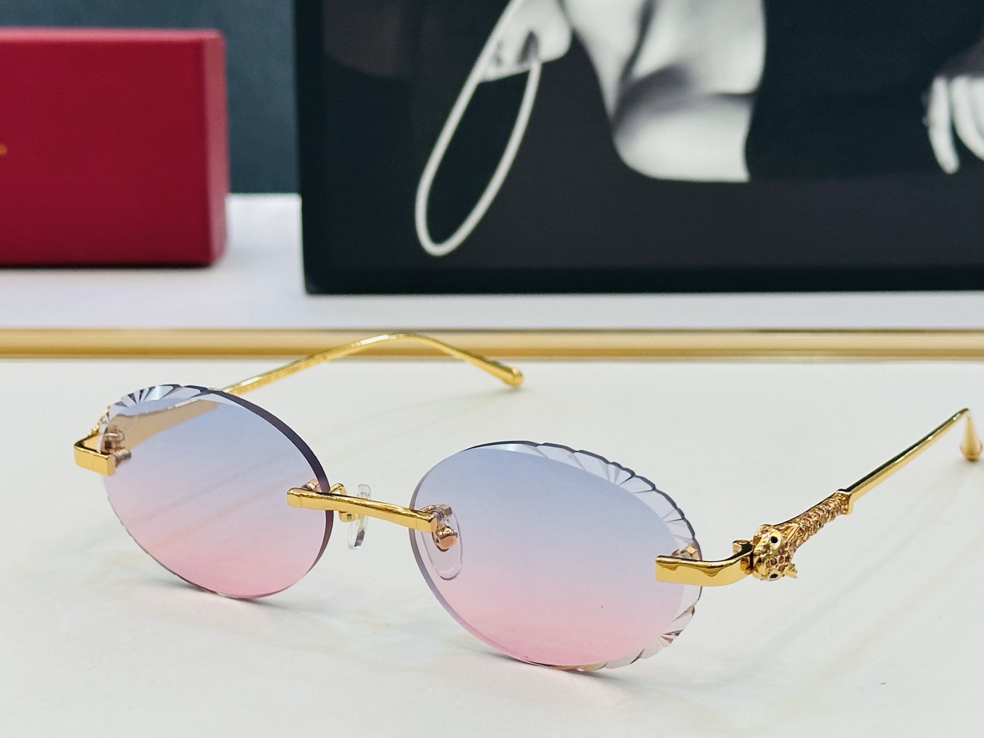 Cartie* 卡家 CT01843 太阳镜 Size：56口18-145 工艺精湛气质十足！bm男女同