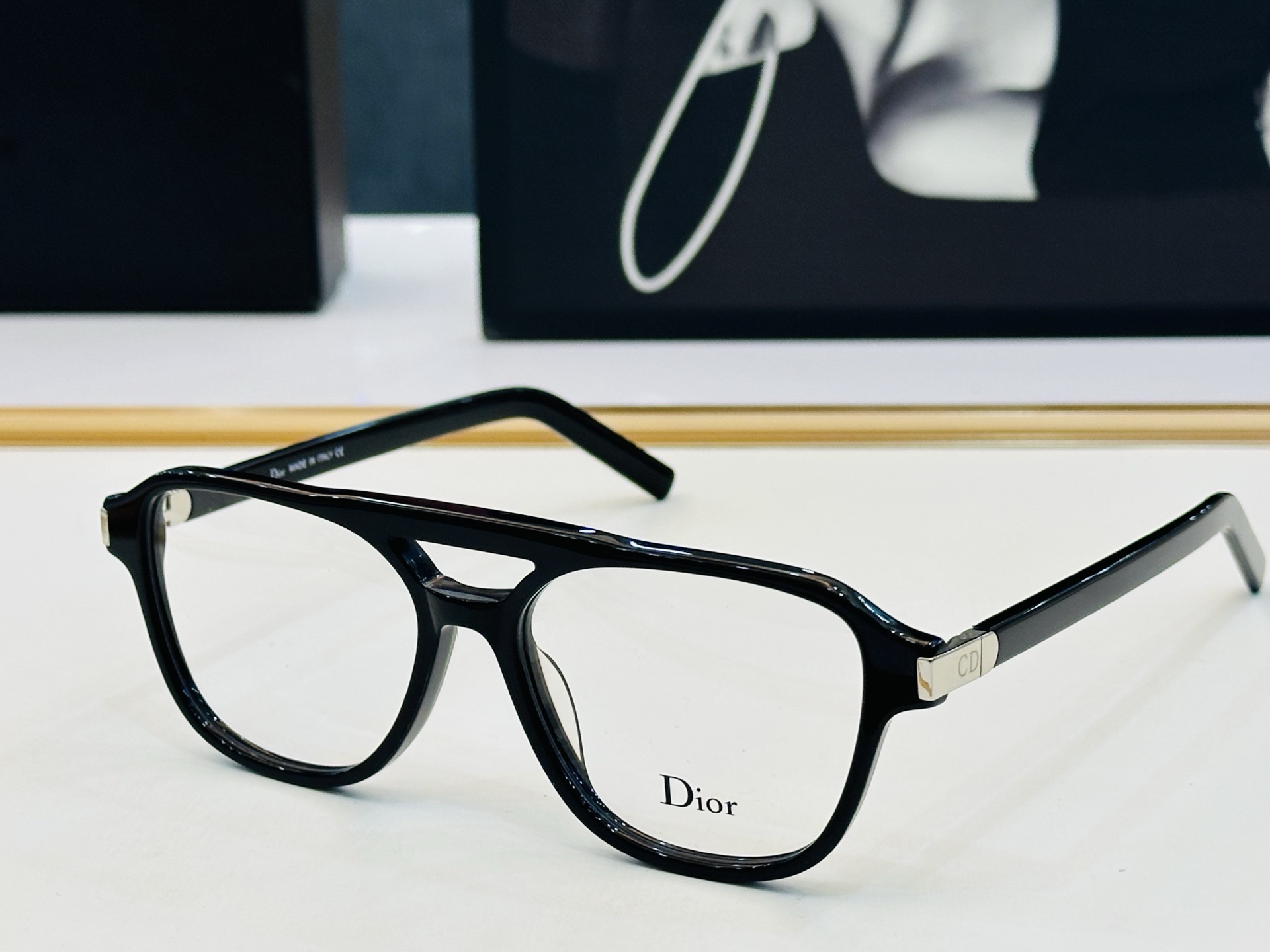 推荐 Dio* 迪家 R11 Size：54口16-145 时尚达人超爱💞 L时尚百搭 配光架