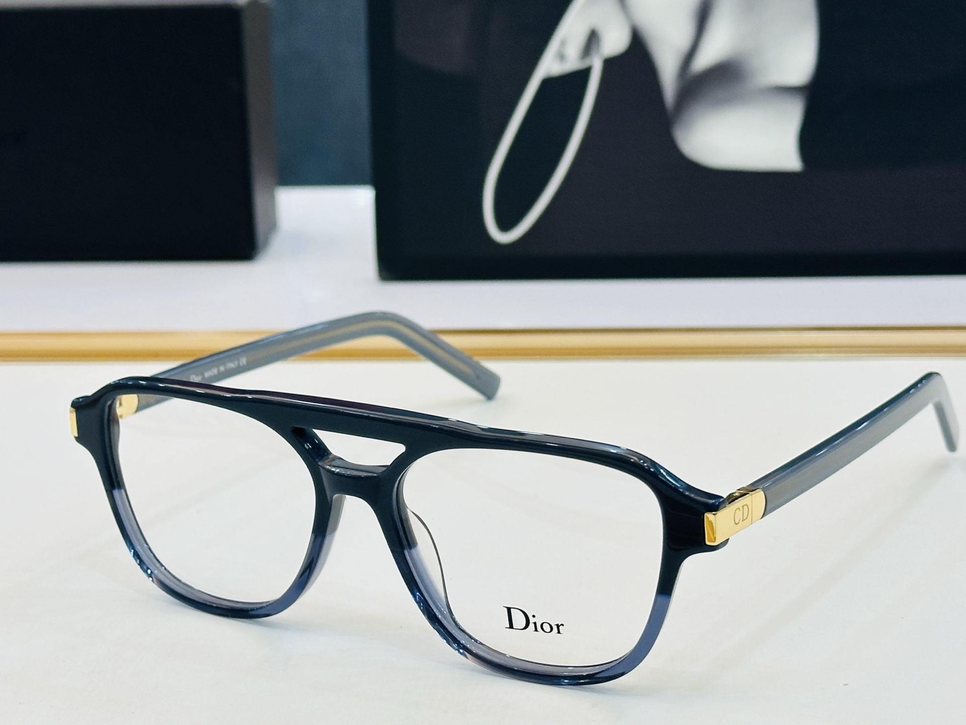 推荐 Dio* 迪家 R11 Size：54口16-145 时尚达人超爱💞 L时尚百搭 配光架