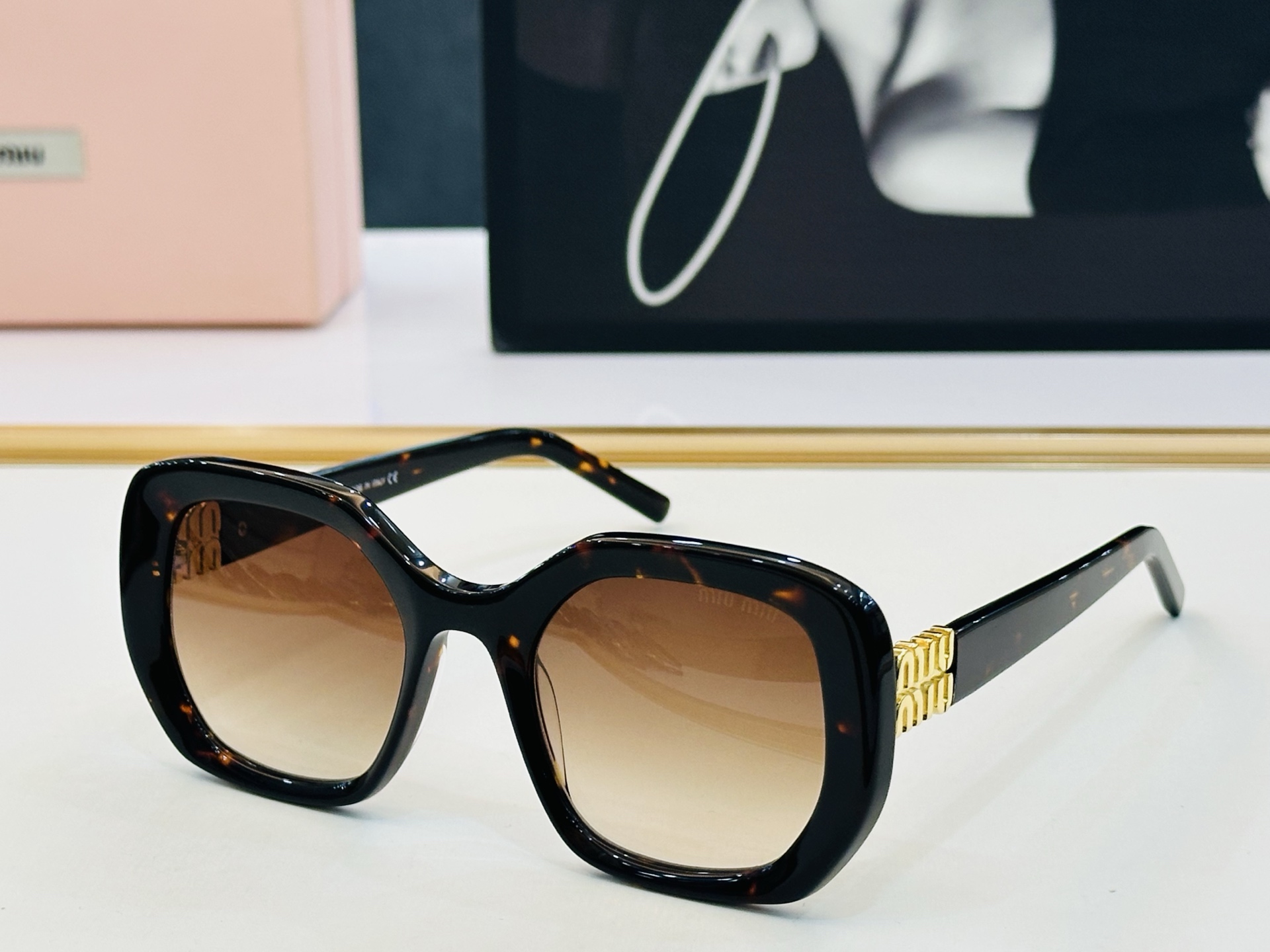 ❤️❤️🆕 谬家 MU08YVF Size：53口19-145 [玫瑰]得意]微笑] Z独具品质 太阳镜