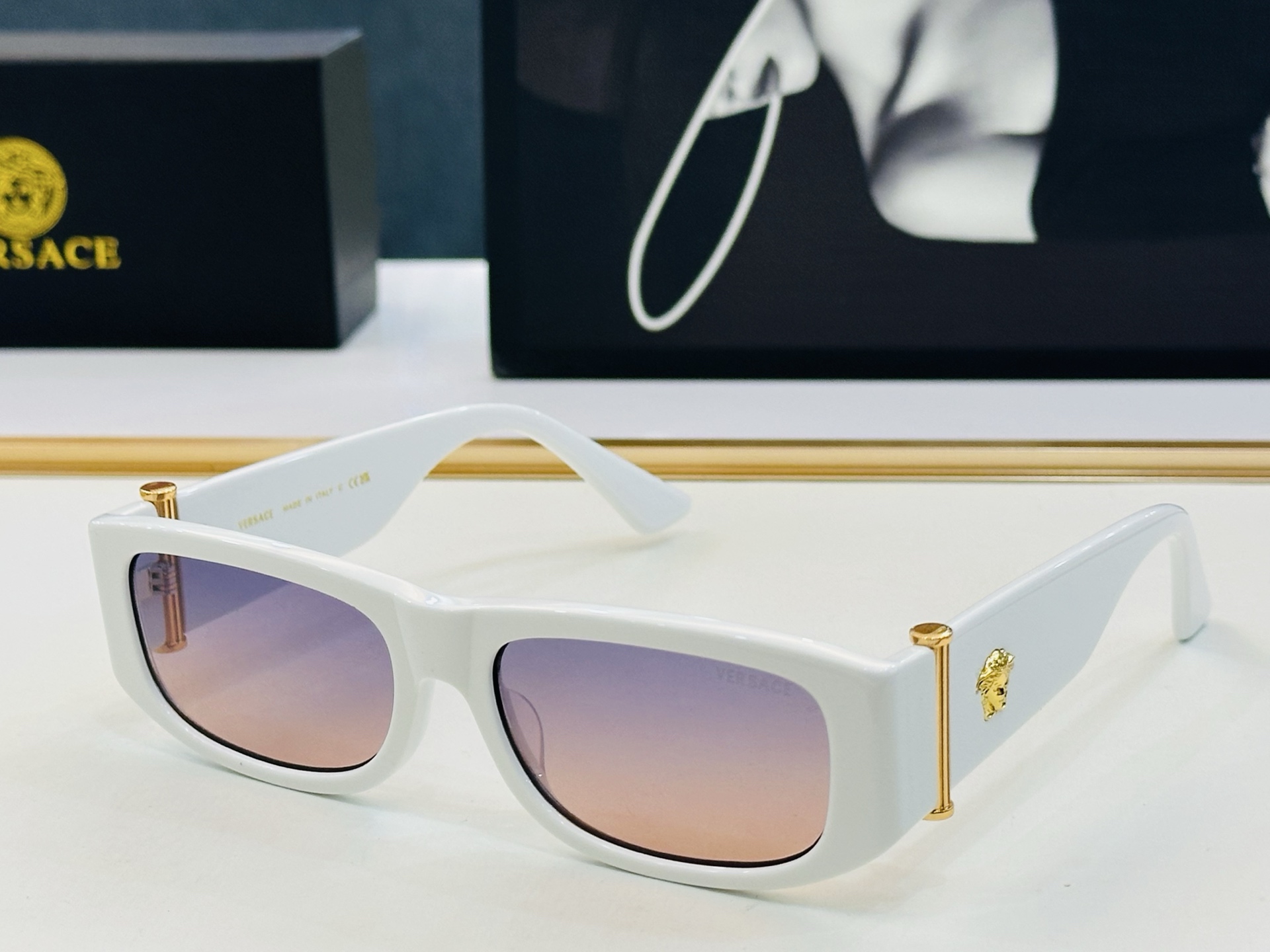 ❤️❤️范思家 VERSACE✨✨✨MODEL：VE6788 Size：56口17-143 ✨D 有范