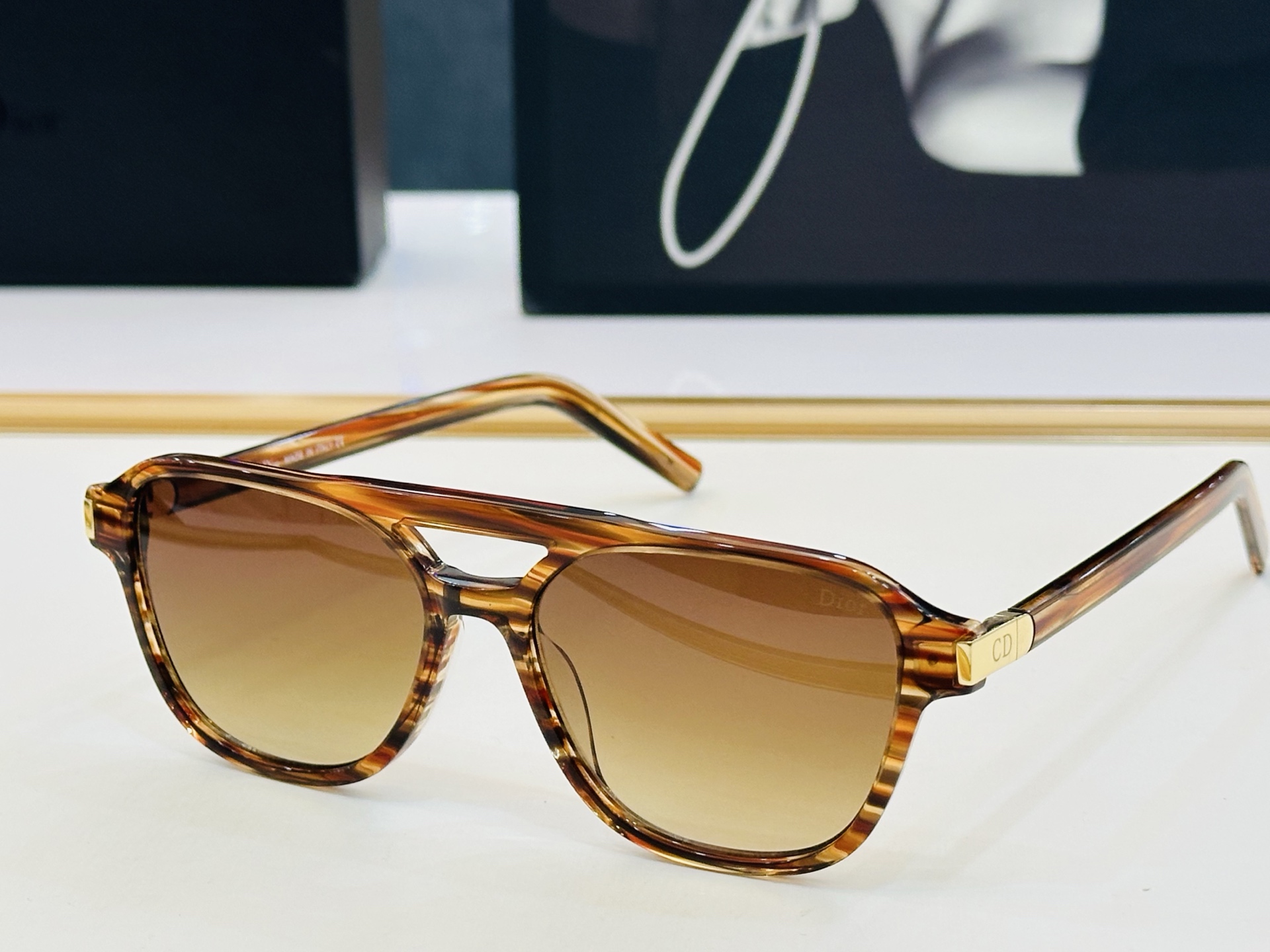 推荐 Dio* 迪家 R11 Size：54口16-145 时尚达人超爱💞 L时尚百搭