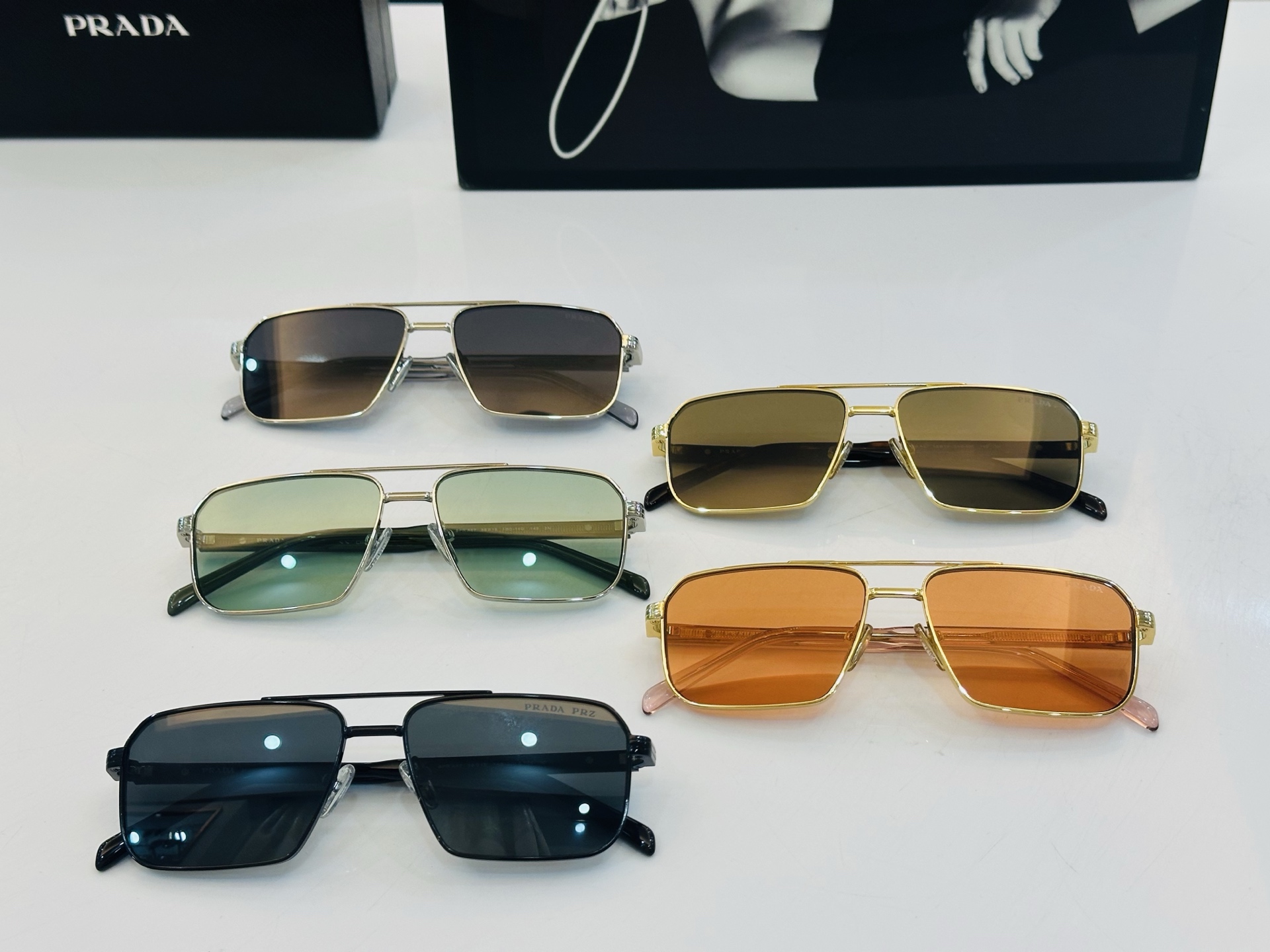 🔺PRAD*🔻普家 SPR A57 Size：58口15-145 眼镜系列堪称精湛制作 彰显独特个性 B