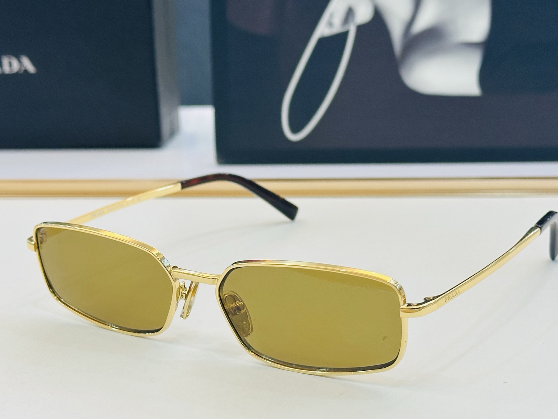 🔺PRAD*🔻普家 SPR A60 Size：59口16-140 眼镜系列堪称精湛制作 彰显独特个性 B