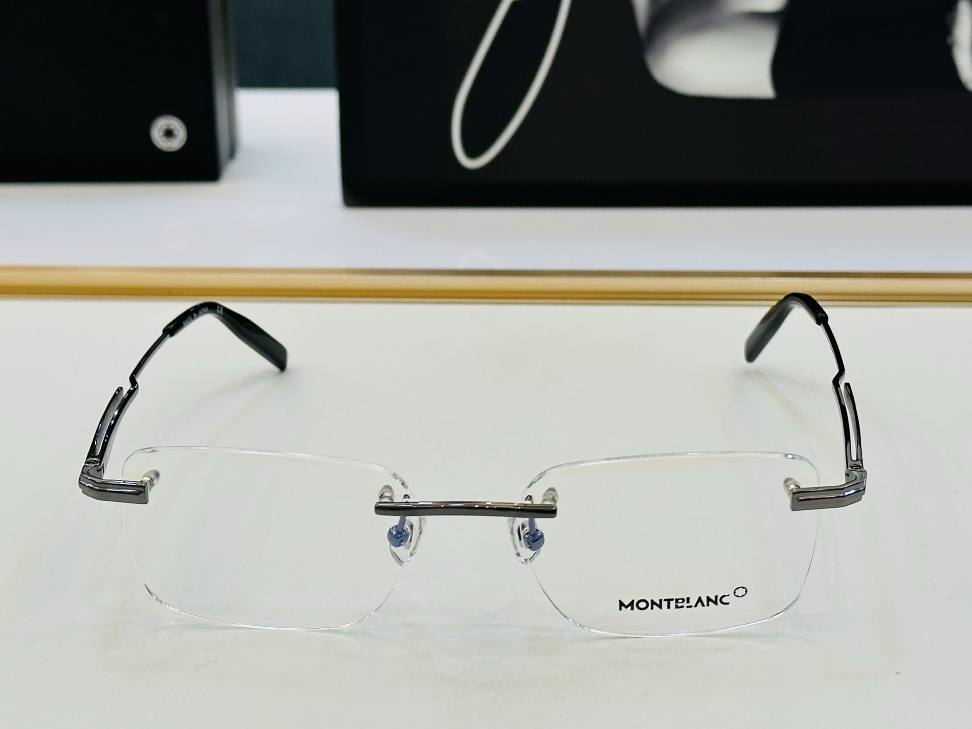 MB0279 Size：54口19-145 🌤万宝龙 非常能彰显一个人的品味品质做工稳实 L配光架