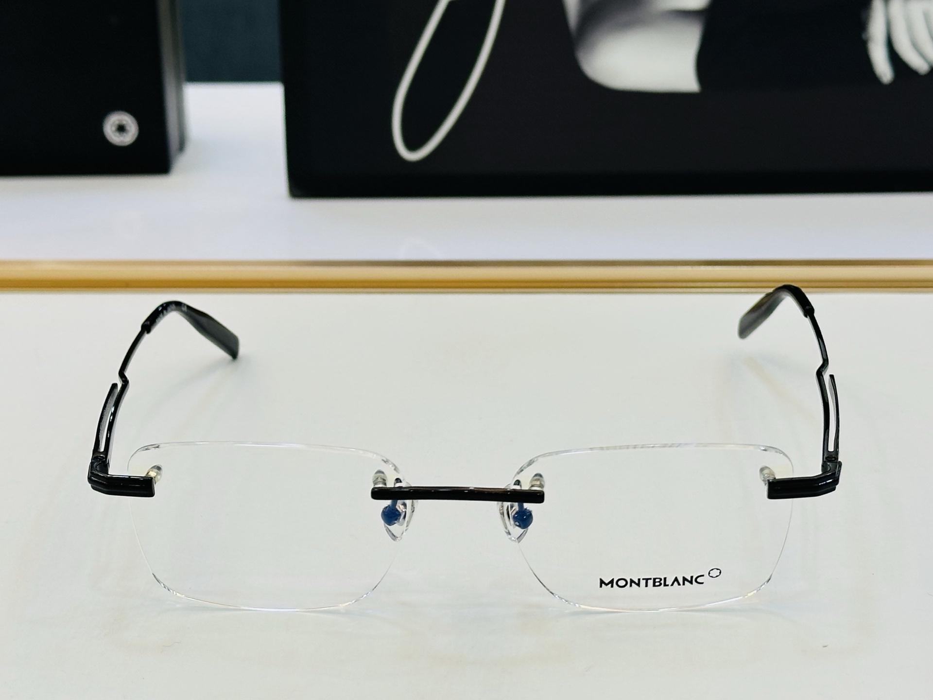 MB0279 Size：54口19-145 🌤万宝龙 非常能彰显一个人的品味品质做工稳实 L配光架