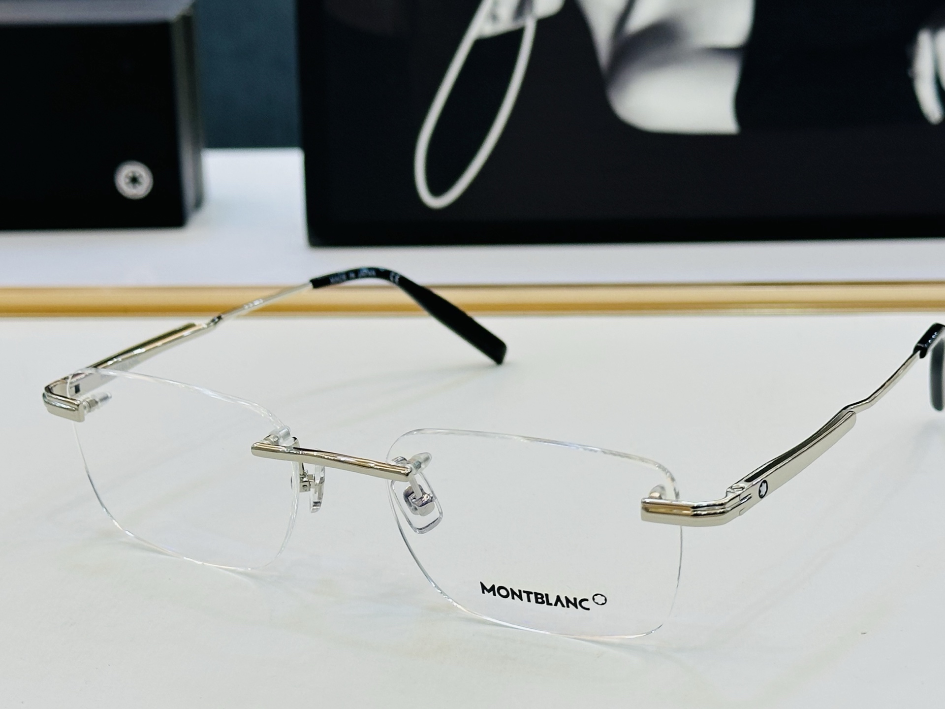 MB0279 Size：54口19-145 🌤万宝龙 非常能彰显一个人的品味品质做工稳实 L配光架