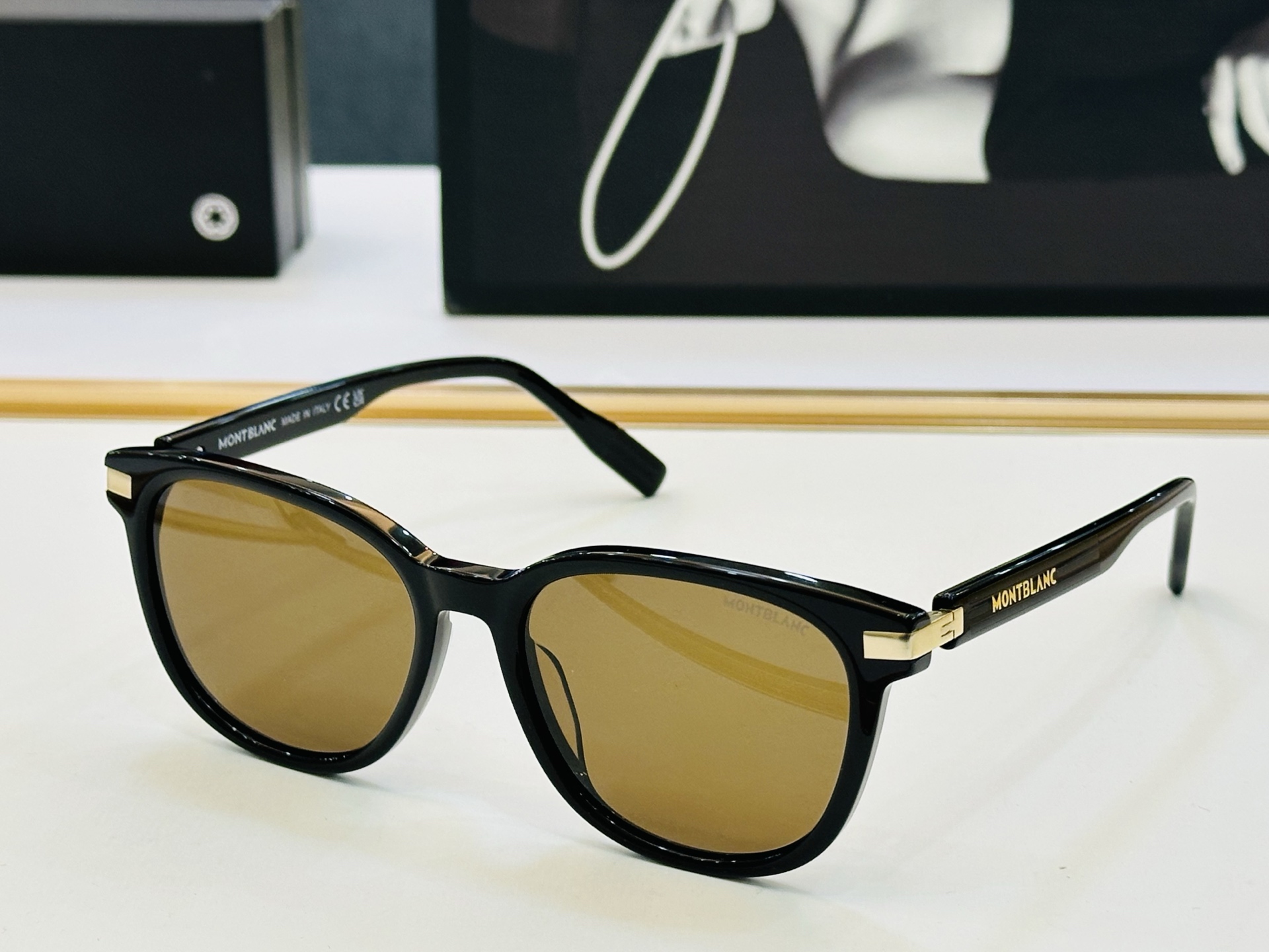 MB0304SA Size：55口18-150 🌤万宝龙 非常能彰显一个人的品味品质做工稳实 L 太阳镜