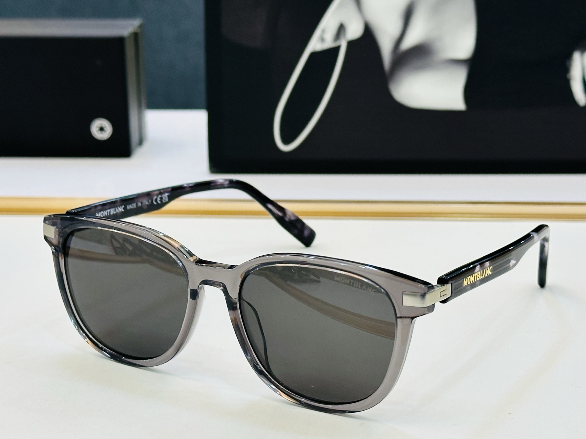 MB0304SA Size：55口18-150 🌤万宝龙 非常能彰显一个人的品味品质做工稳实 L 太阳镜