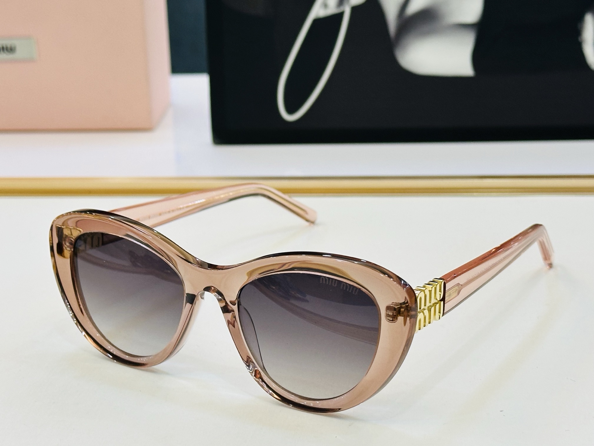 ❤️❤️🆕 谬家 MU07YVF Size：52口19-145 [玫瑰]得意]微笑] Z独具品质 太阳镜