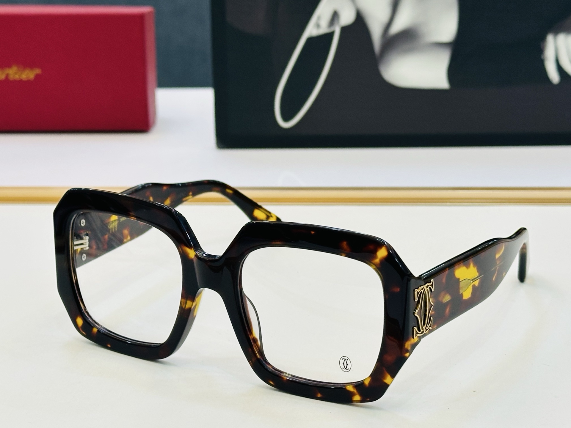 Cartie* 卡家 太阳镜 CT0434S Size：54口23-135 电镀工艺精湛气质十足！配光镜