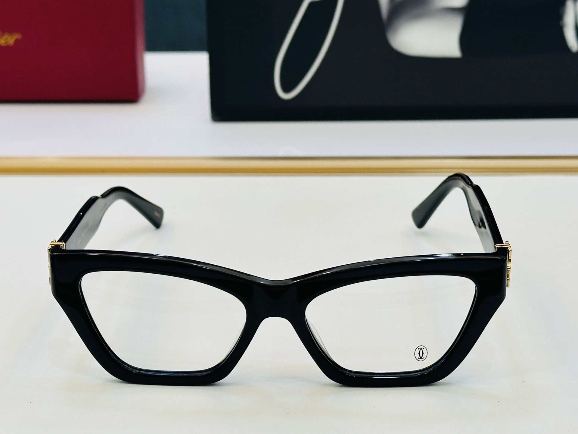 Cartie* 卡家 太阳镜 CT0437S Size：53口18-140 电镀工艺精湛气质十足！配光镜