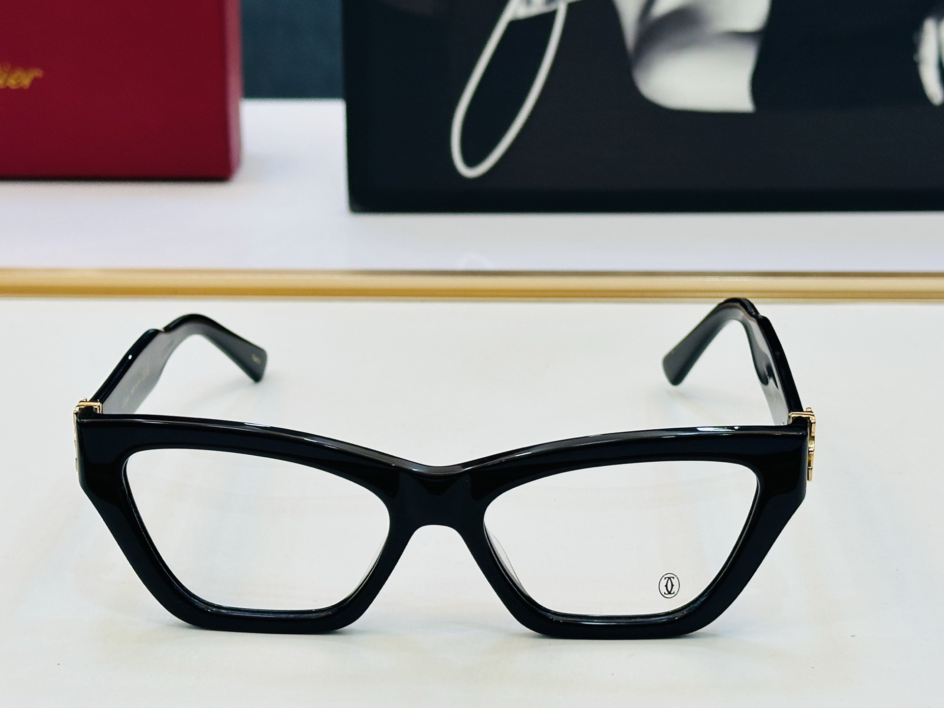 Cartie* 卡家 太阳镜 CT0437S Size：53口18-140 电镀工艺精湛气质十足！配光镜