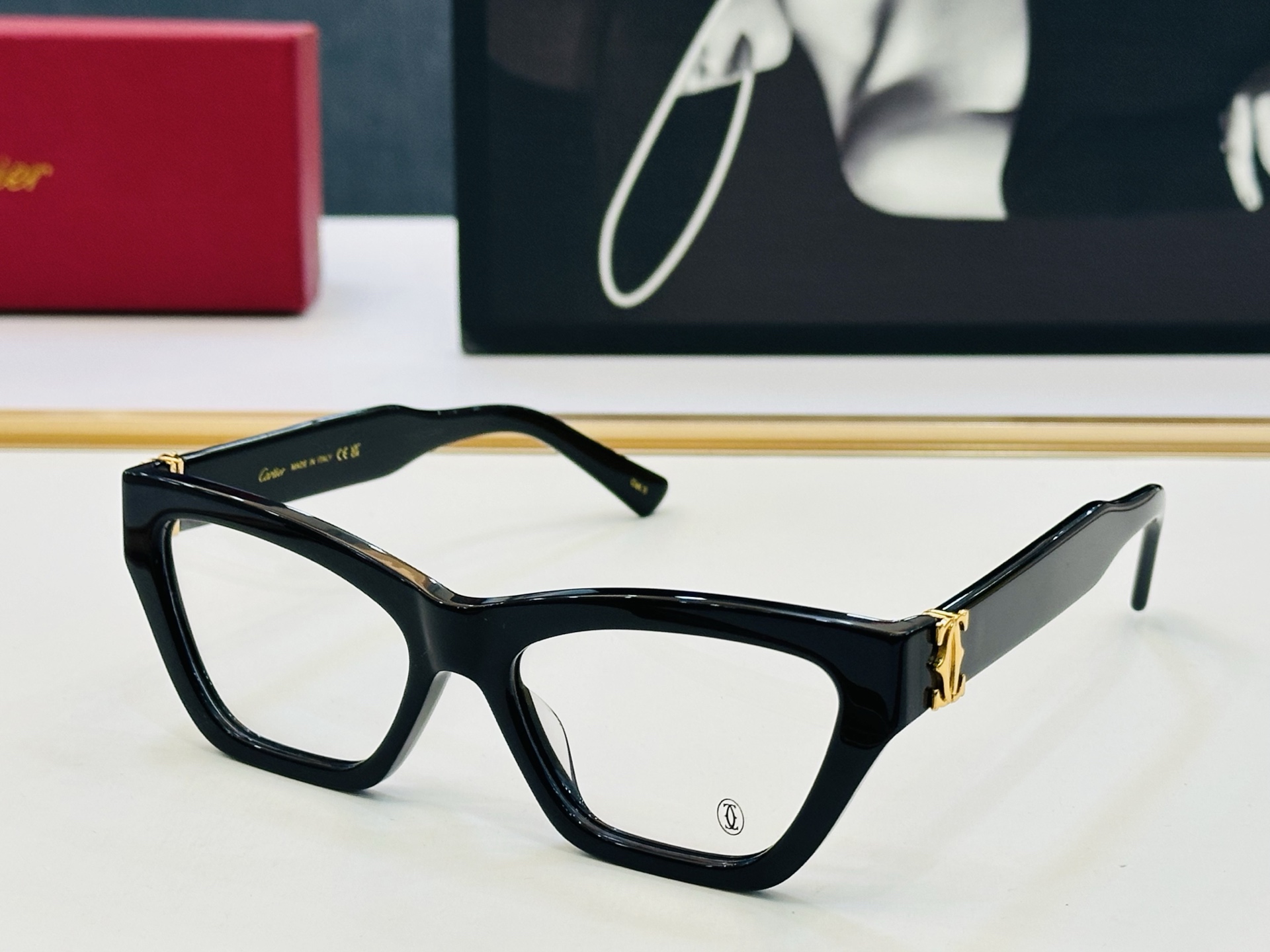 Cartie* 卡家 太阳镜 CT0437S Size：53口18-140 电镀工艺精湛气质十足！配光镜