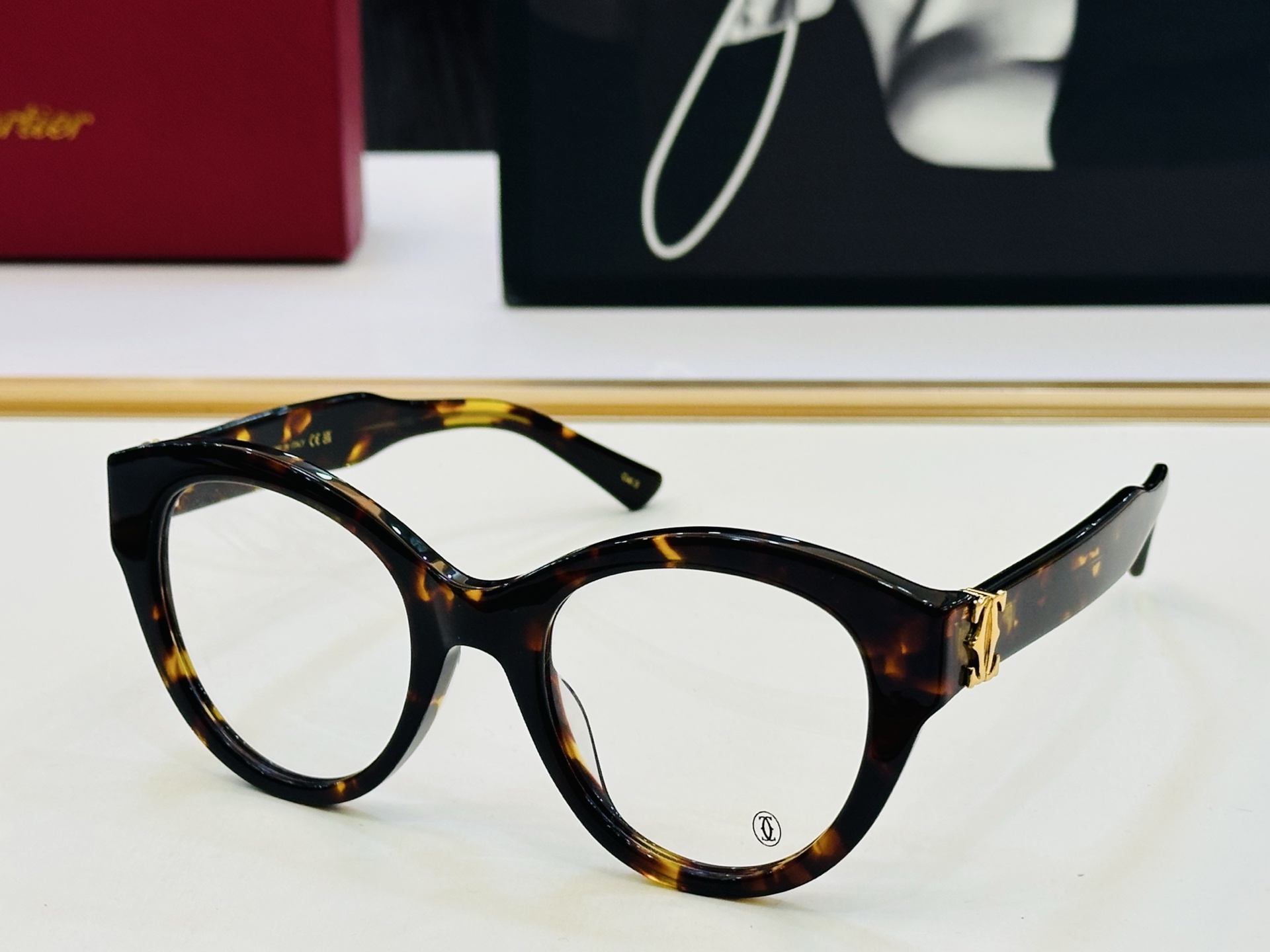 Cartie* 卡家 太阳镜 CT0436S Size：50口23-140 电镀工艺精湛气质十足！配光镜