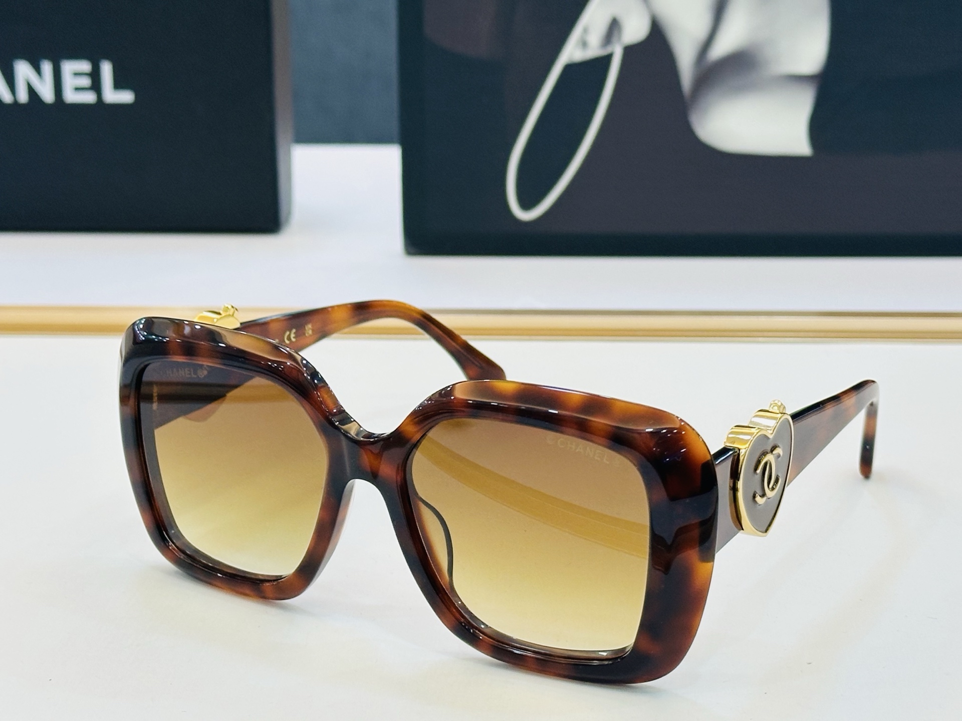 🆕 【CHANE*/香家】MODEL:CH5518 Size：54口17-140 💅🏻💓L太阳镜