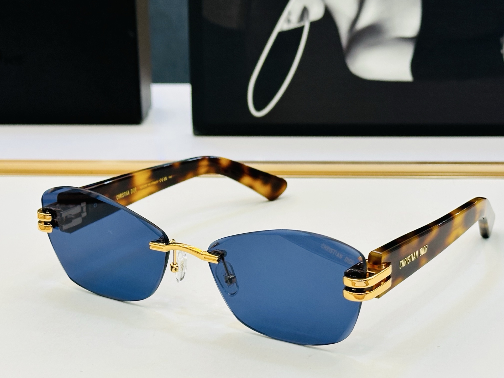 🔻🔻🔻DIO* CDICon DSGTA50UCR 迪家 Size：64口18-145 😎🔆。。搭配镜腿