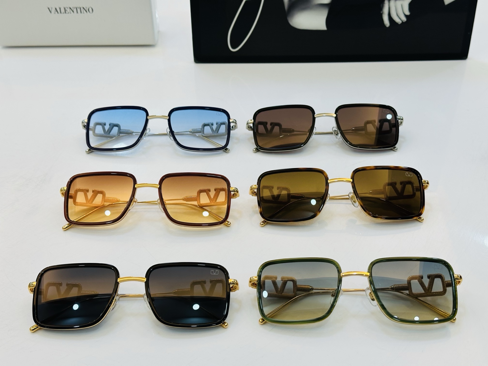 新款VALENYIN* 华伦天奴 VLS1742 Size：56口17-145 🔝🔝采用时下最流行片色😍