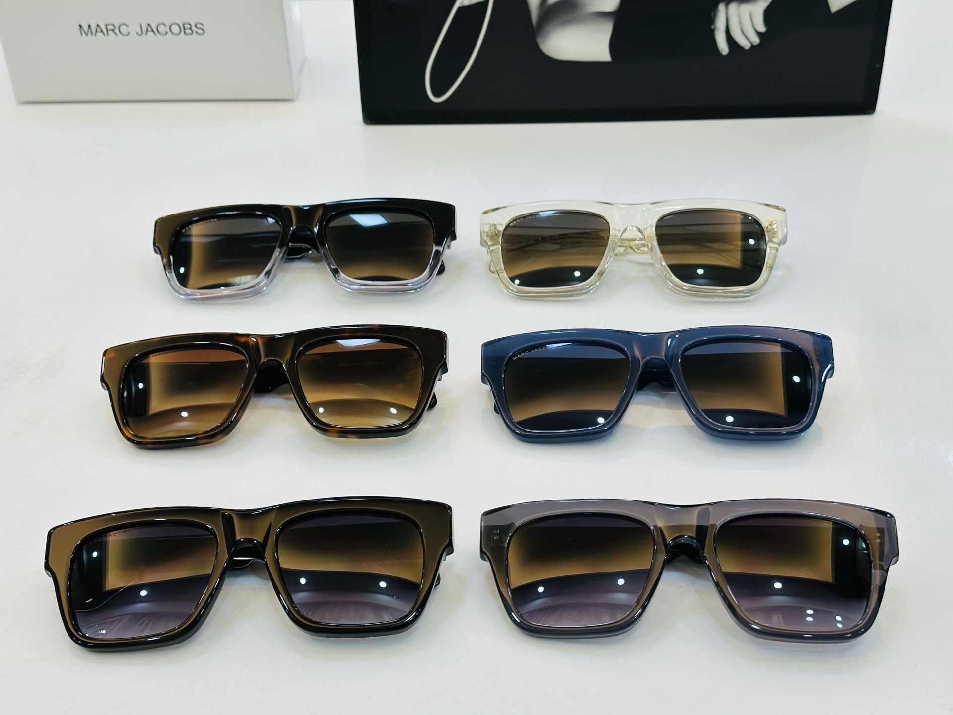 Marc jacobs 马杰家 MJ886 Size：56口17-145 采用今年流行的板材 Z完美设计