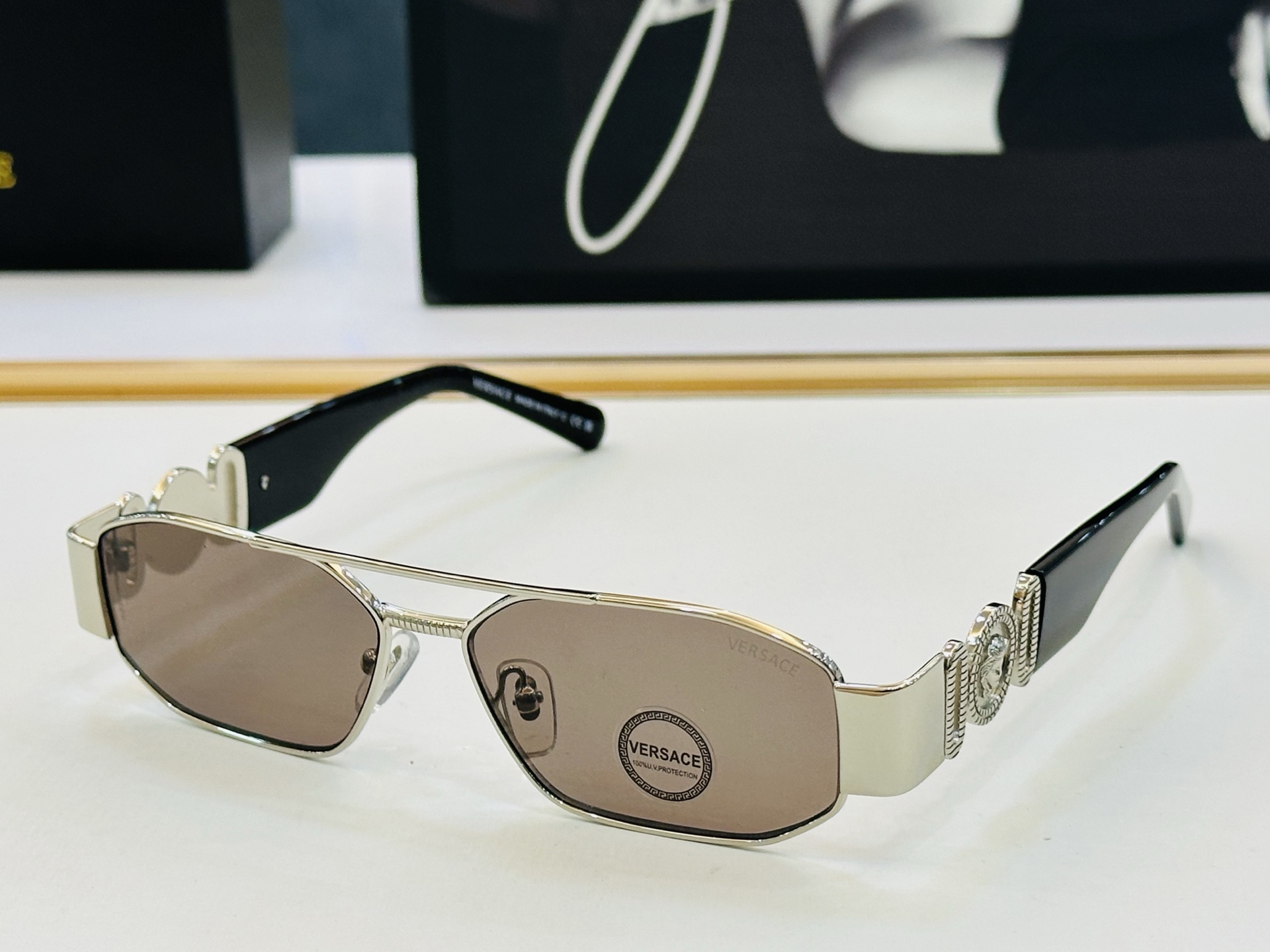 ❤️❤️范思家 VERSACE✨✨✨MODEL：VE2287 Size：54口15-145 ✨一 有范