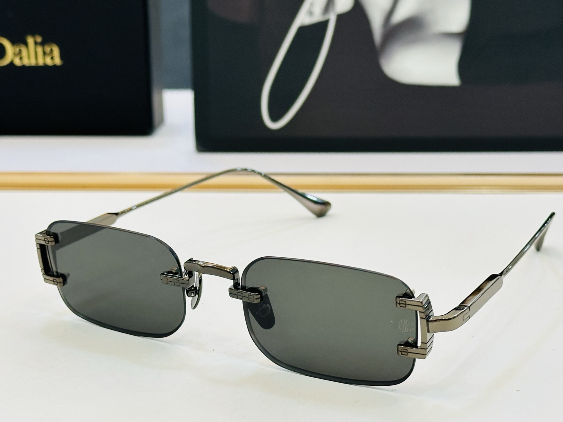 JOhn DaliaMODEL:RIJHONP b SIZE:55口21-145