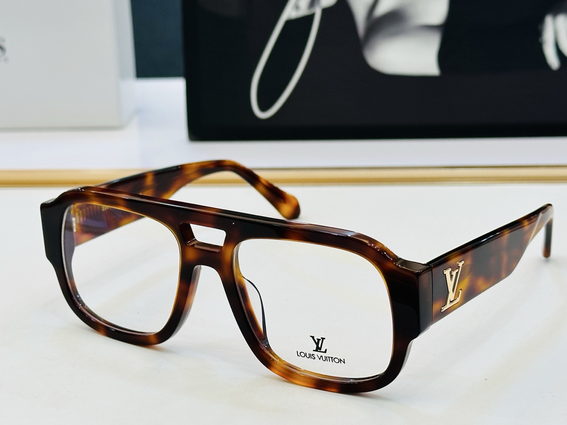 路易家 🎩Z2614E Size：53口20-145 充满活力的 展现独特个性🌟展现大气的你 C 高品质